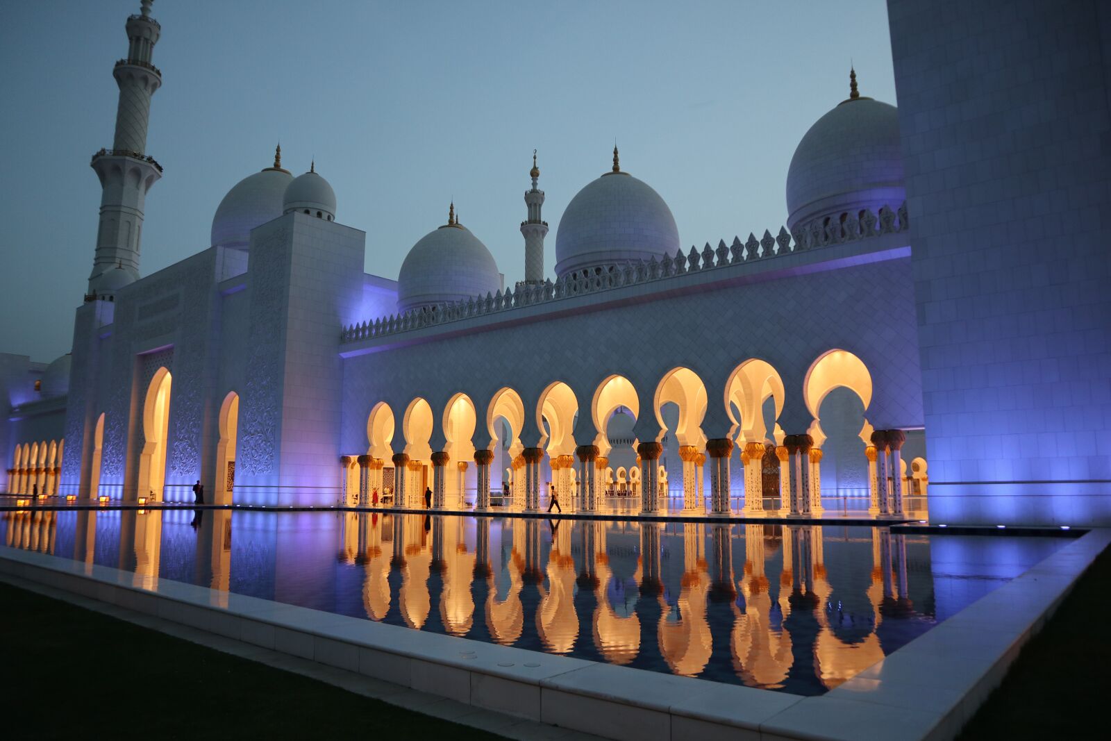 Canon EOS M100 sample photo. Abu dhabi, mosque, architecture photography