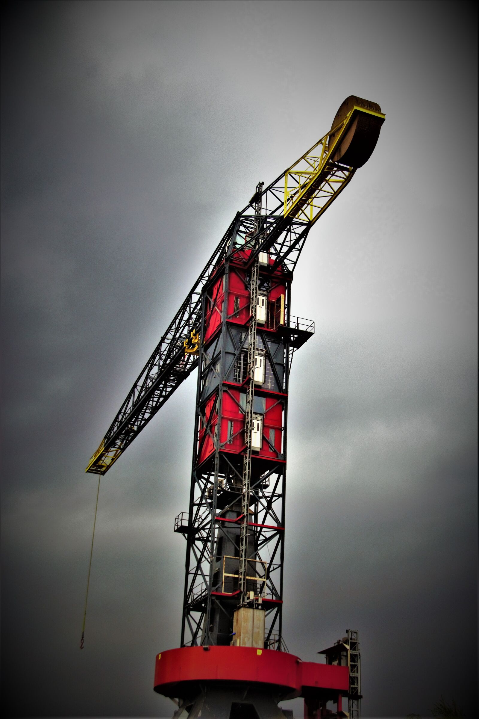 Canon EOS 650D (EOS Rebel T4i / EOS Kiss X6i) sample photo. Crane, industry, technology photography