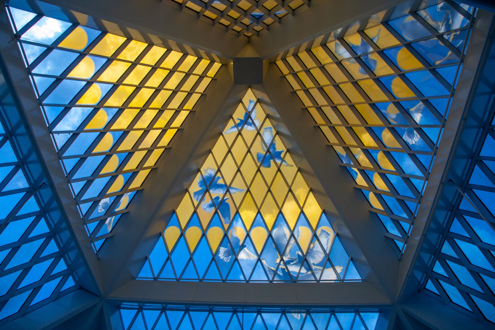 Canon EOS 5D Mark II sample photo. Palace, astana, president photography