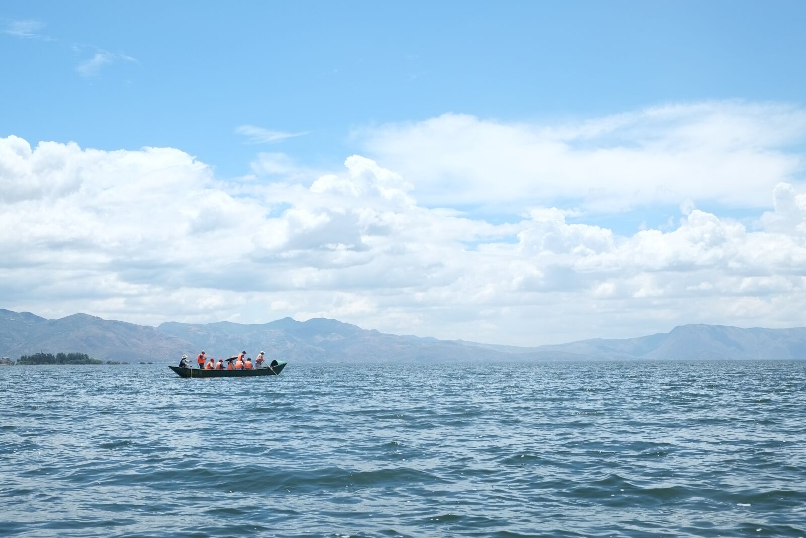 Fujifilm X-E1 sample photo. Erhai lake, in yunnan photography