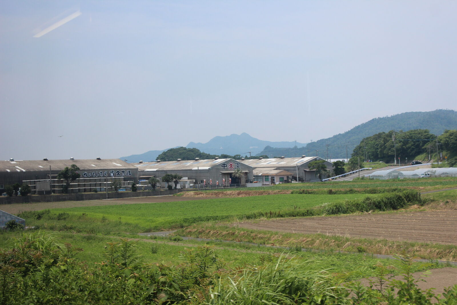 Canon EOS 600D (Rebel EOS T3i / EOS Kiss X5) sample photo. Farm photography