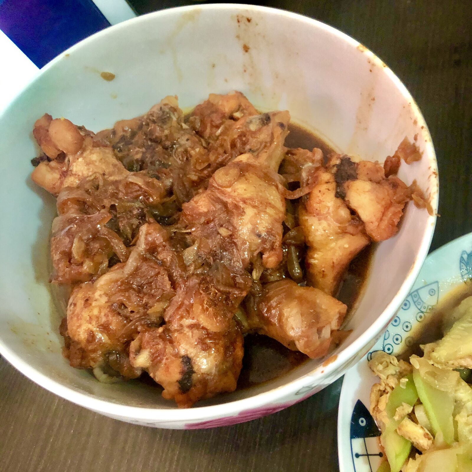 iPhone 8 back camera 3.99mm f/1.8 sample photo. Chicken legs, pipa leg photography
