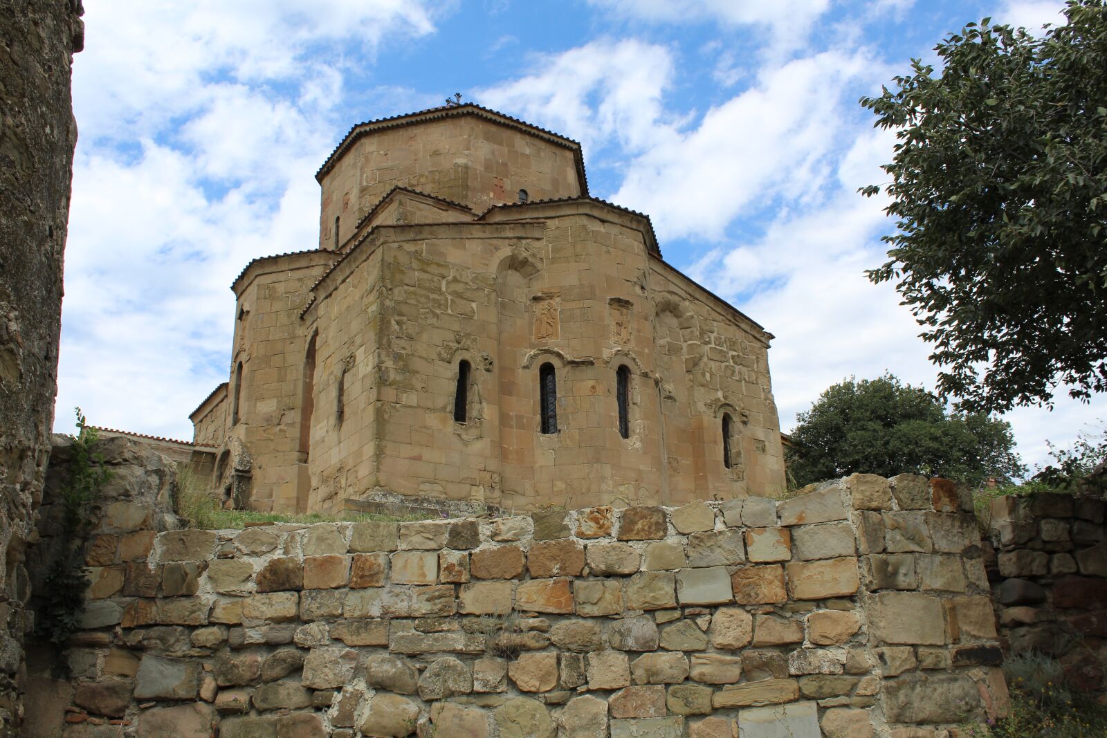 Canon EOS 1200D (EOS Rebel T5 / EOS Kiss X70 / EOS Hi) sample photo. Temples, mtskheta, gori photography