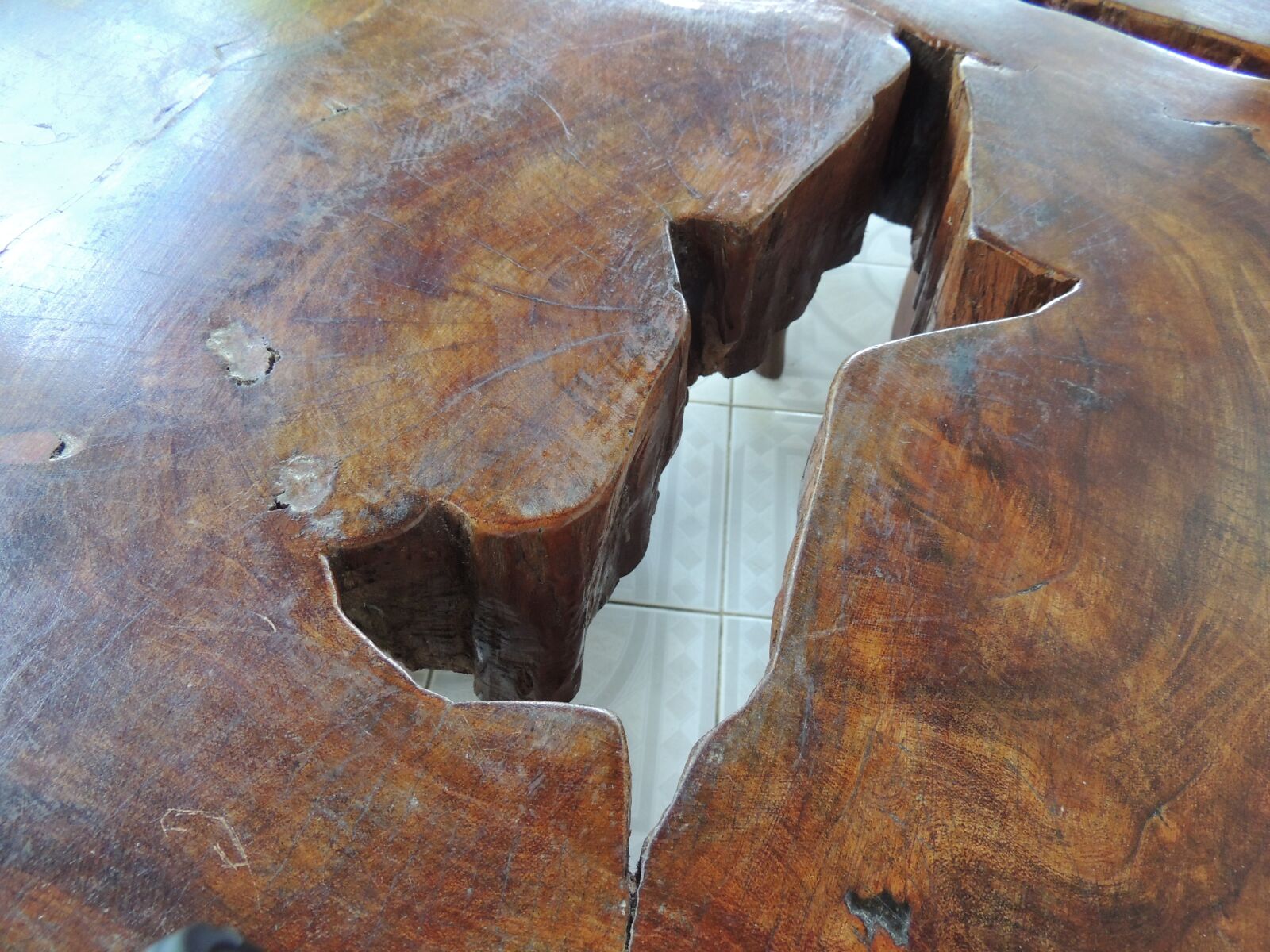 Nikon Coolpix P510 sample photo. Table, wood, rustic photography