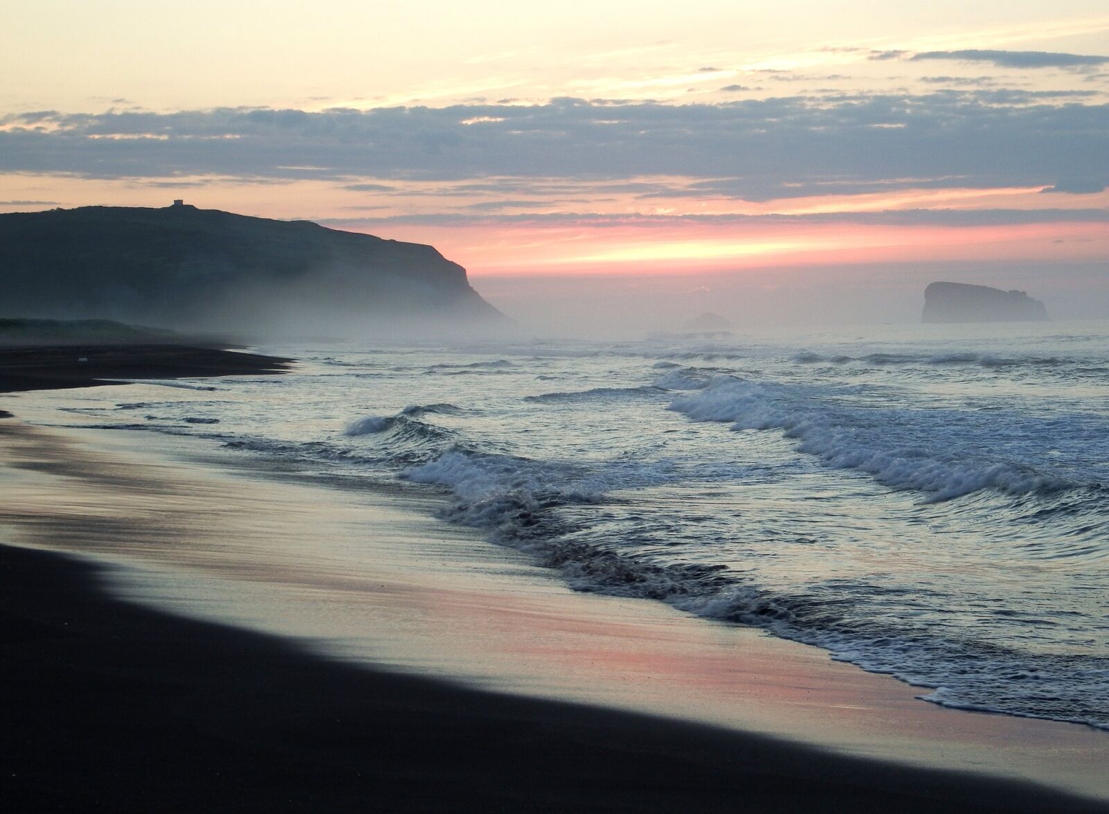 Fujifilm FinePix S1 sample photo. Sunrise, dawn, the pacific photography