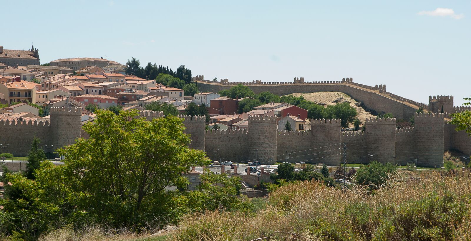 Pentax K10D sample photo. Spain, avila, ramparts photography