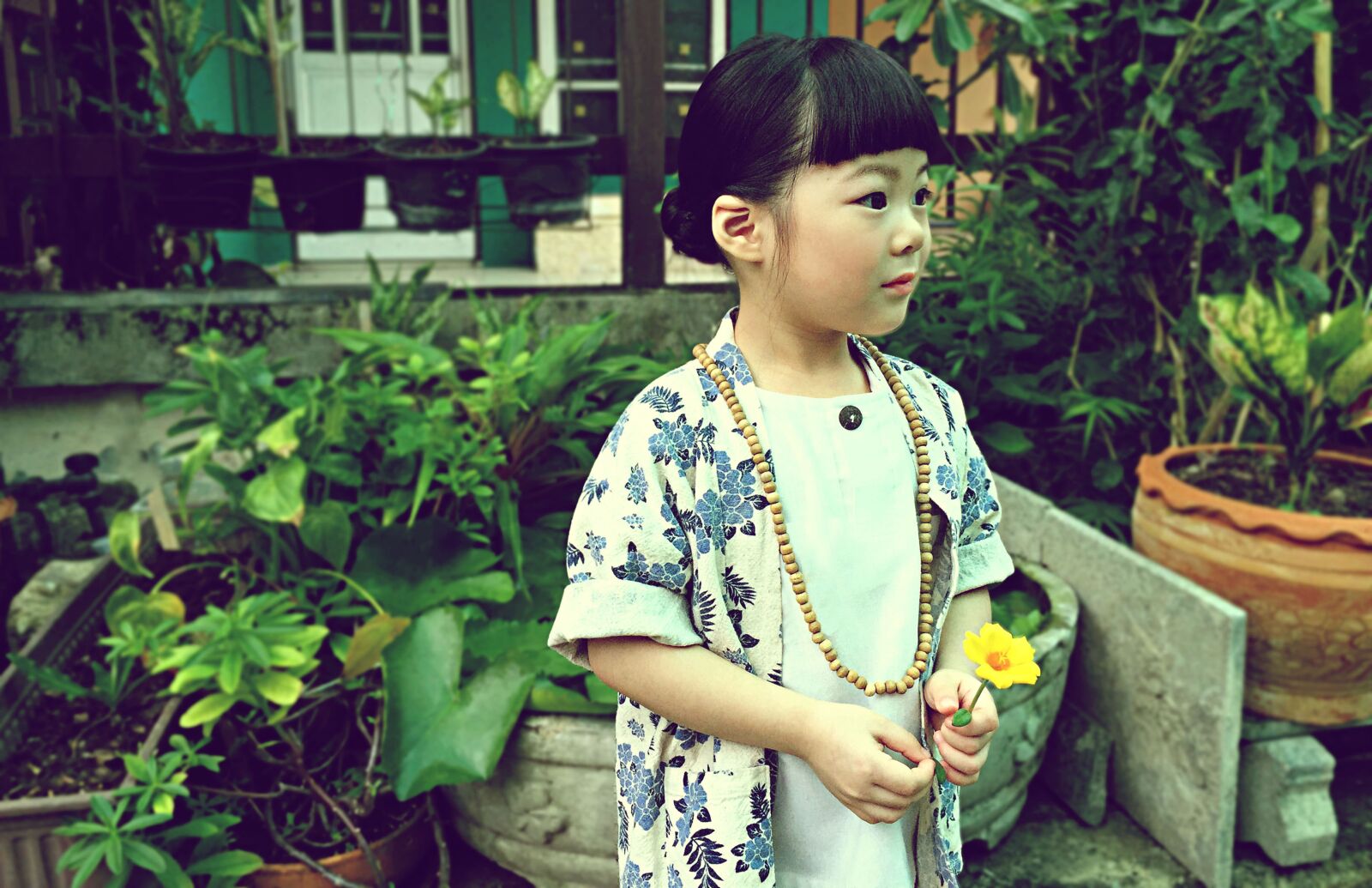 Apple iPhone 6 sample photo. Monk, home, garden photography