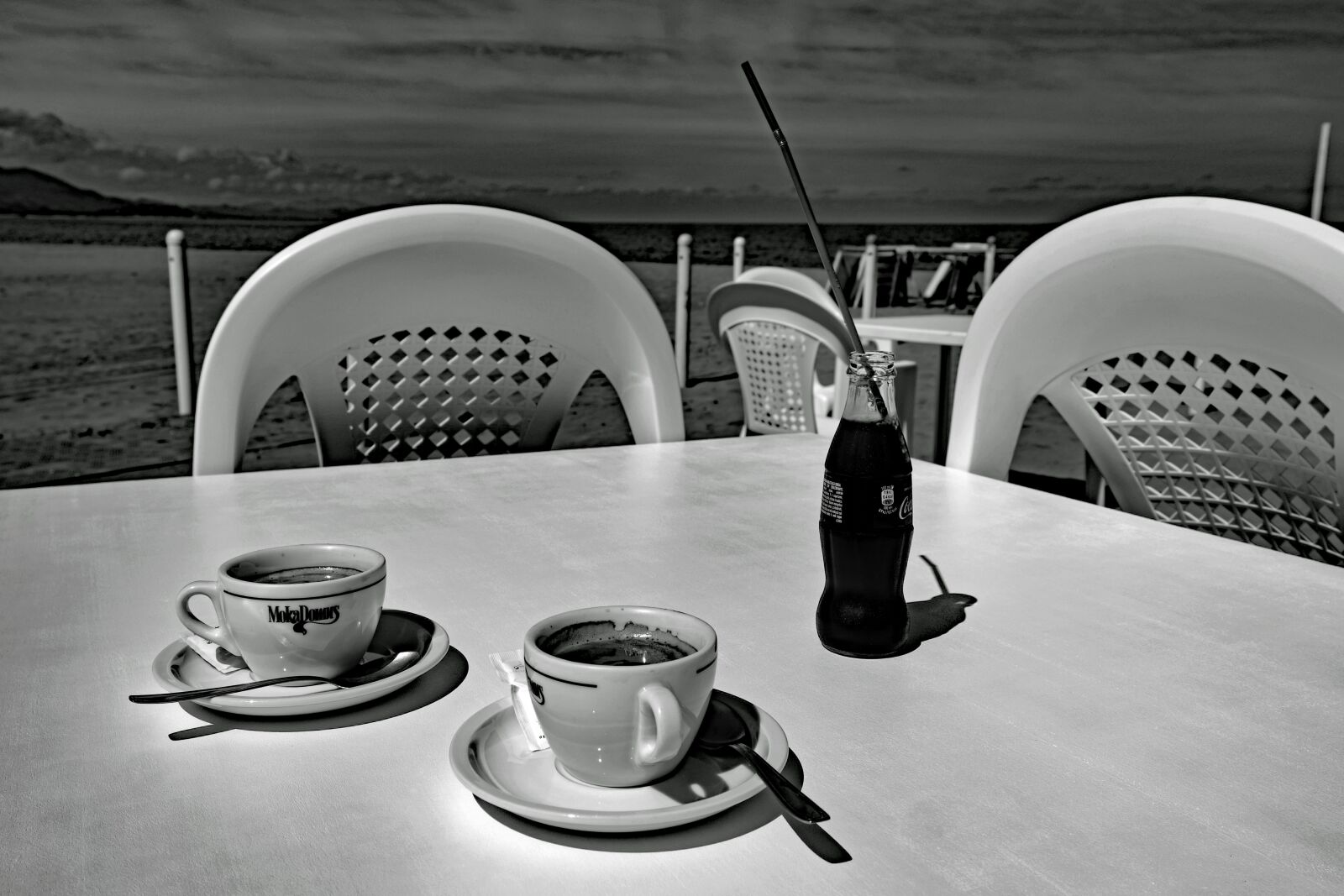 Vario-Elmar TL 1:3.5-5.6 / 18-56 ASPH. sample photo. Coffee, coffee cup, cup photography