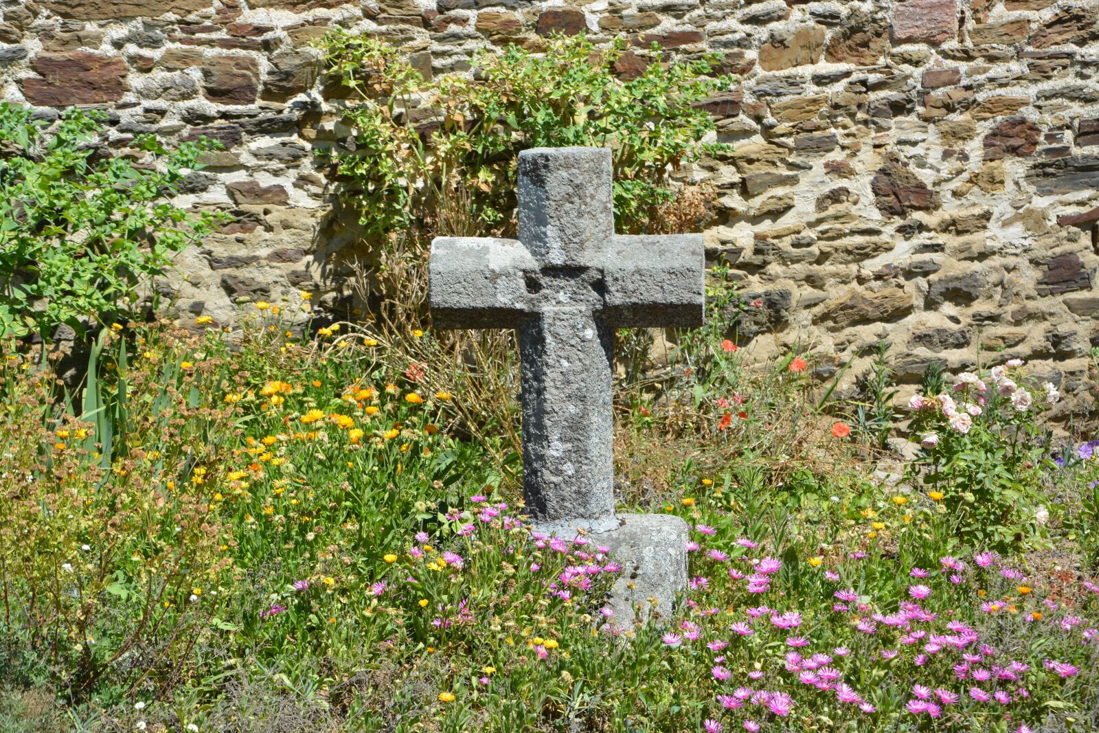 Nikon D5200 sample photo. Cross, christian cross, cross photography