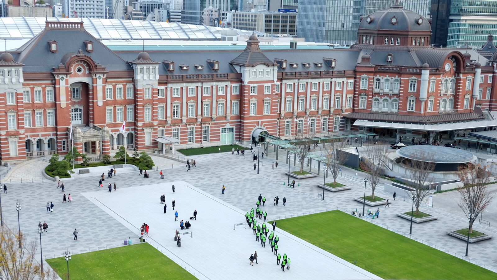Fujifilm X-T10 sample photo. Station, renewal, famous building photography