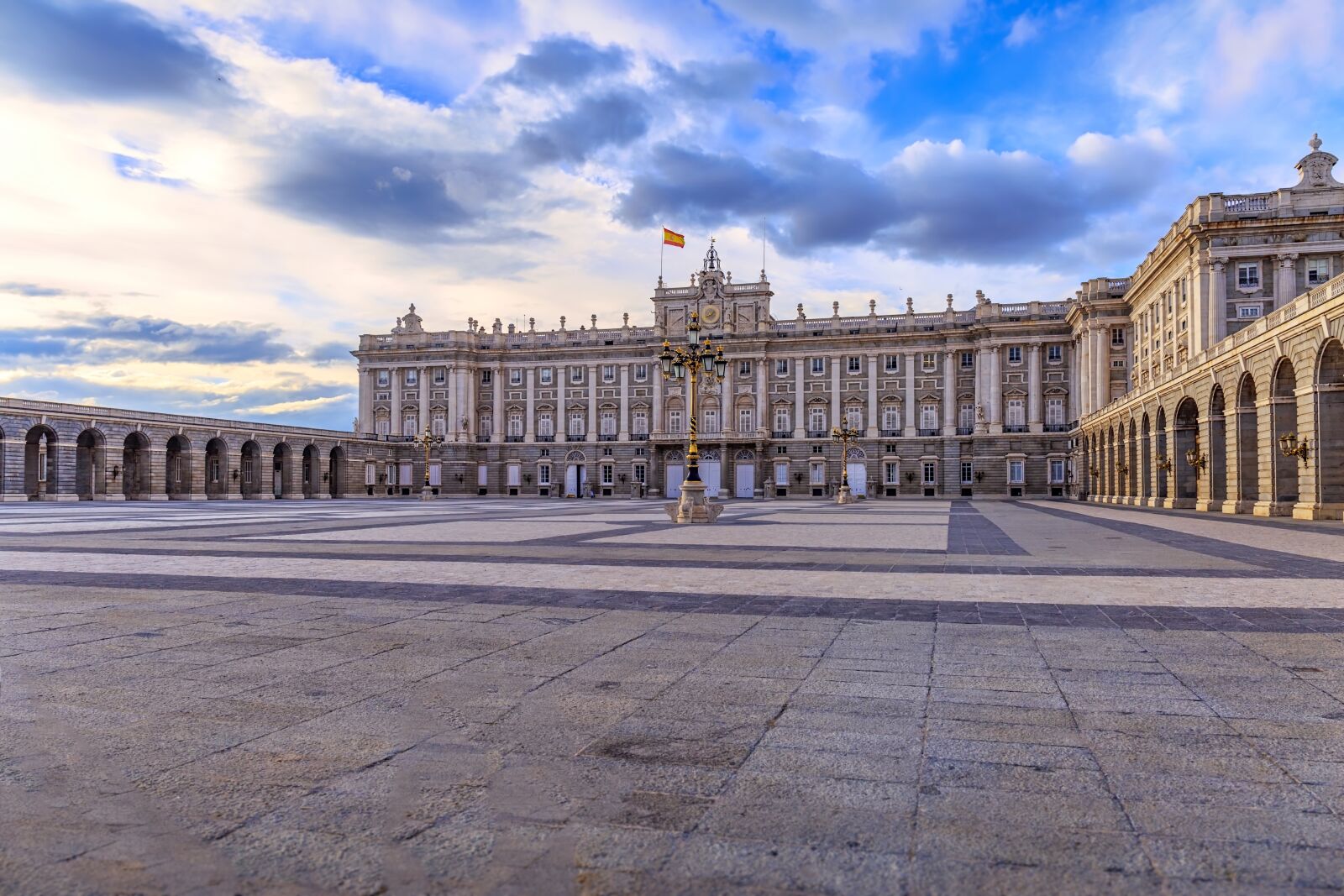 Canon EF 24-70mm F4L IS USM sample photo. Royal, palace, madrid photography