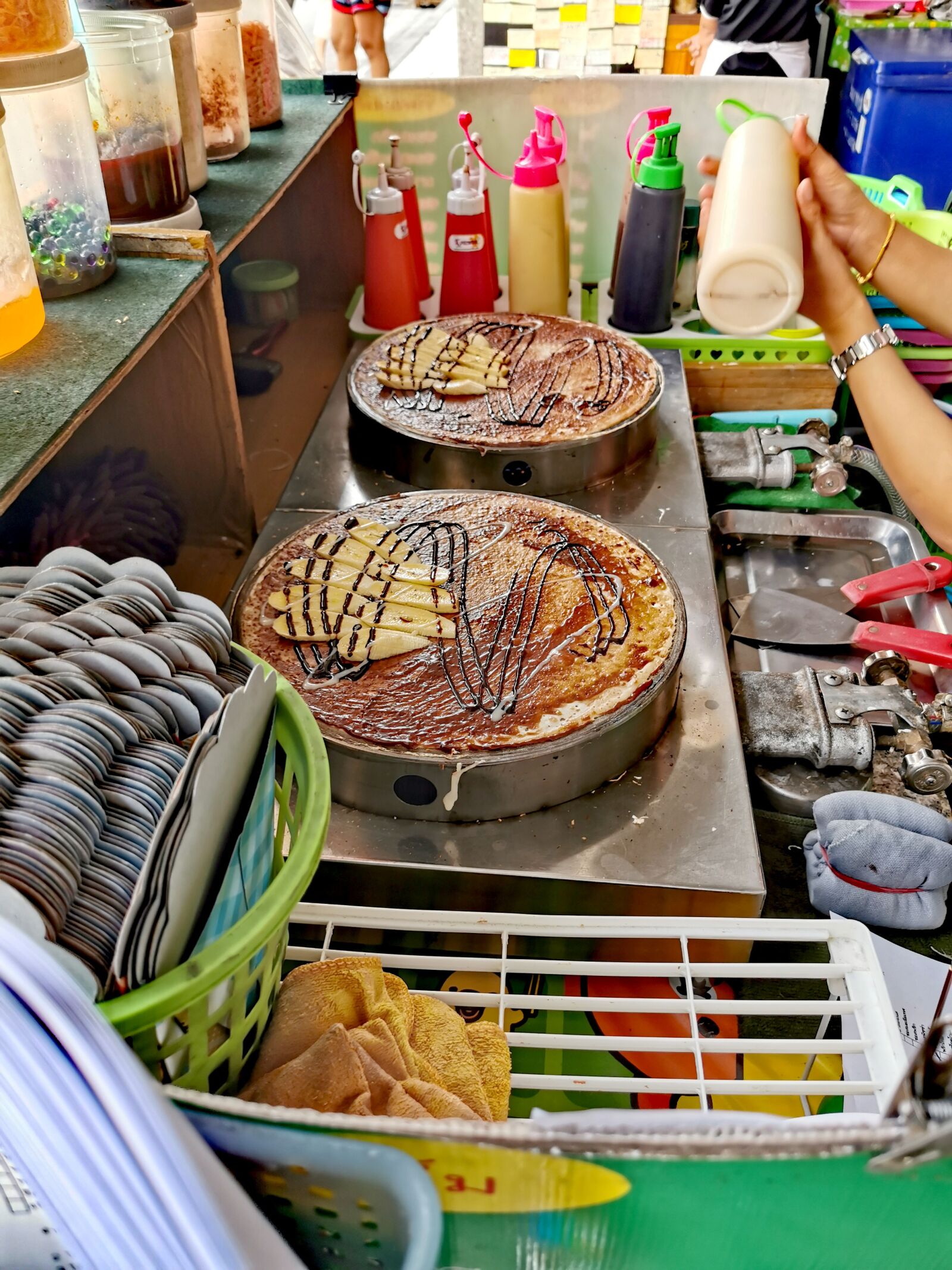 HUAWEI P30 Pro sample photo. Pancakes, crepes, chocolate photography