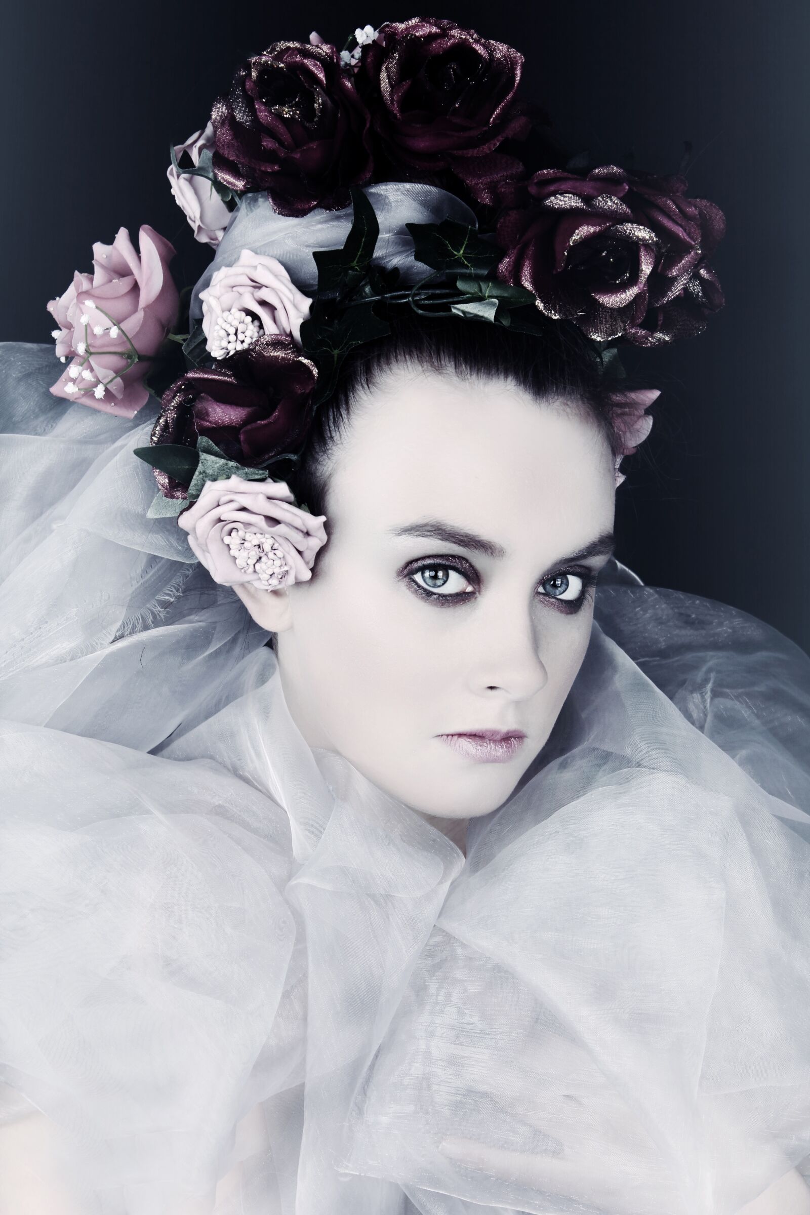Canon EOS 550D (EOS Rebel T2i / EOS Kiss X4) sample photo. Ethereal, chiffon, dramatic photography