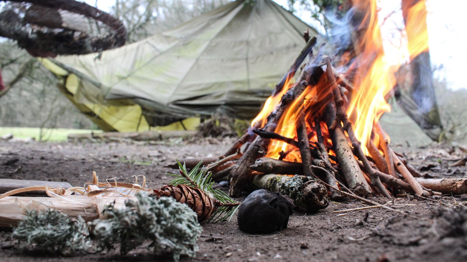 Canon EOS 1200D (EOS Rebel T5 / EOS Kiss X70 / EOS Hi) sample photo. Fire, camping, camp photography