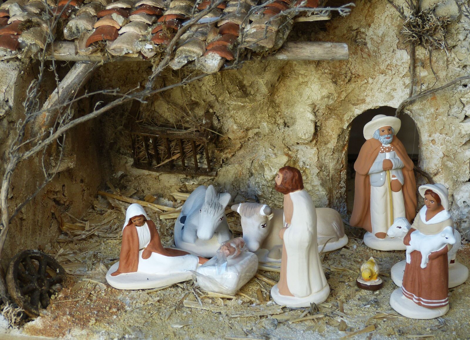 Panasonic Lumix DMC-FZ150 sample photo. Christmas, crib, nativity scene photography