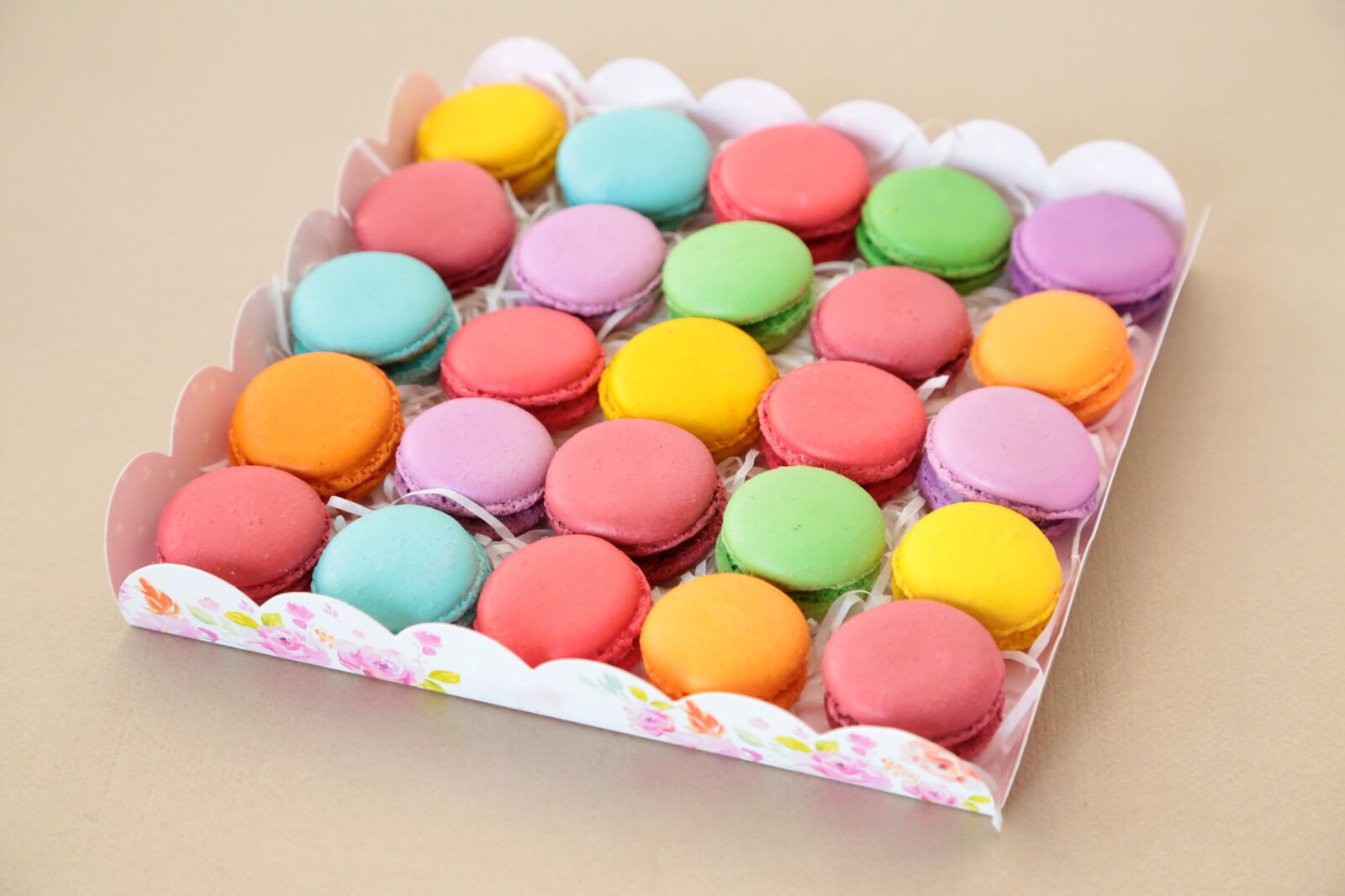Canon EOS 6D + Canon EF 24-105mm F4L IS USM sample photo. Colorful, sweet, biscuit photography