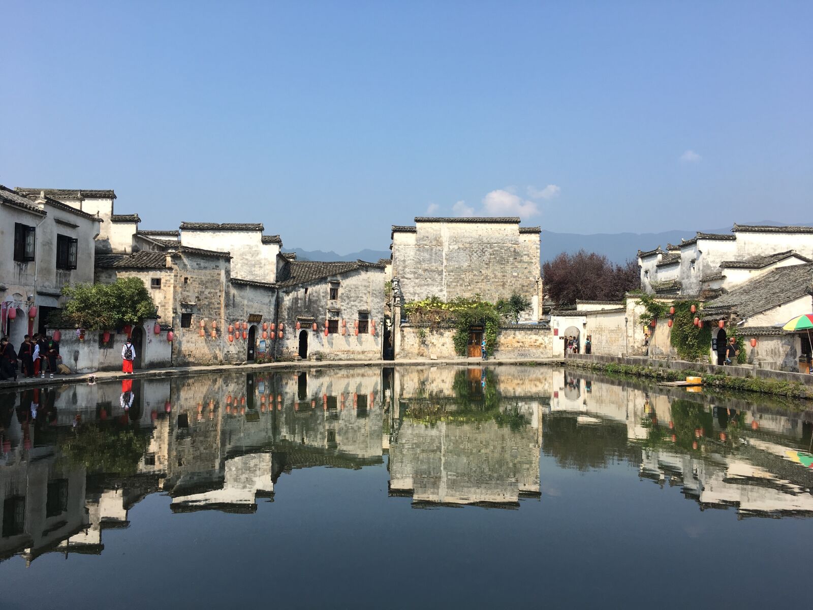 Apple iPhone 6s sample photo. Hongcun village, reflection, blue photography