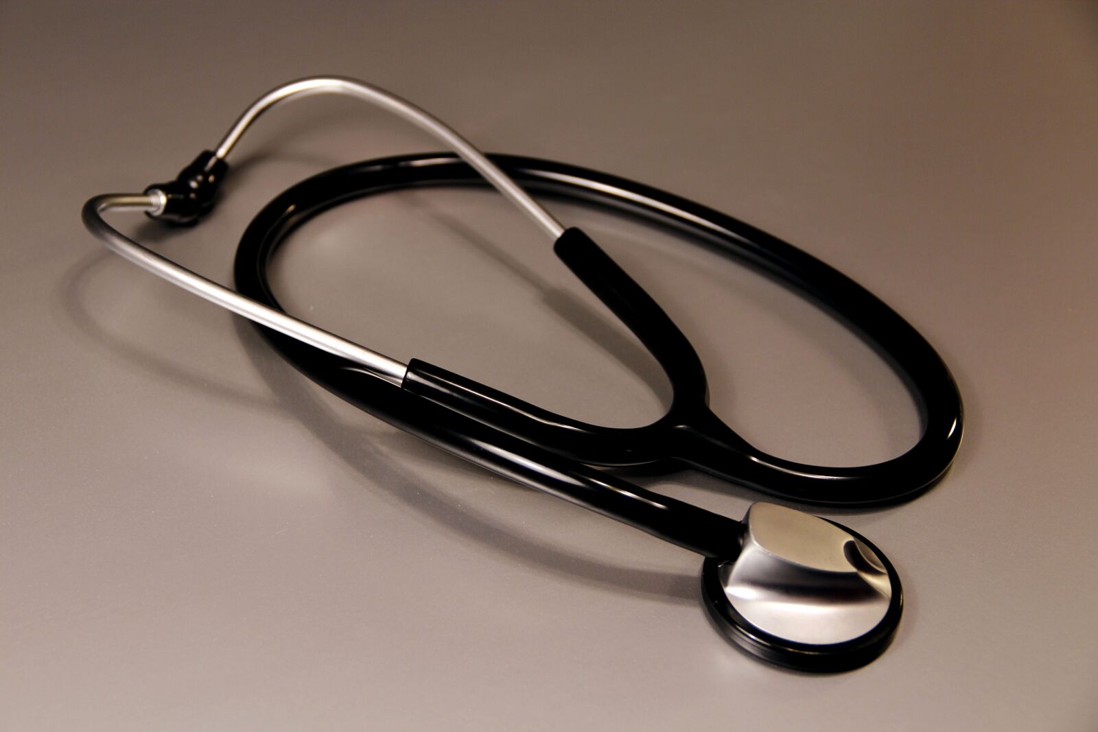 Canon EOS 600D (Rebel EOS T3i / EOS Kiss X5) sample photo. Stethoscope photography
