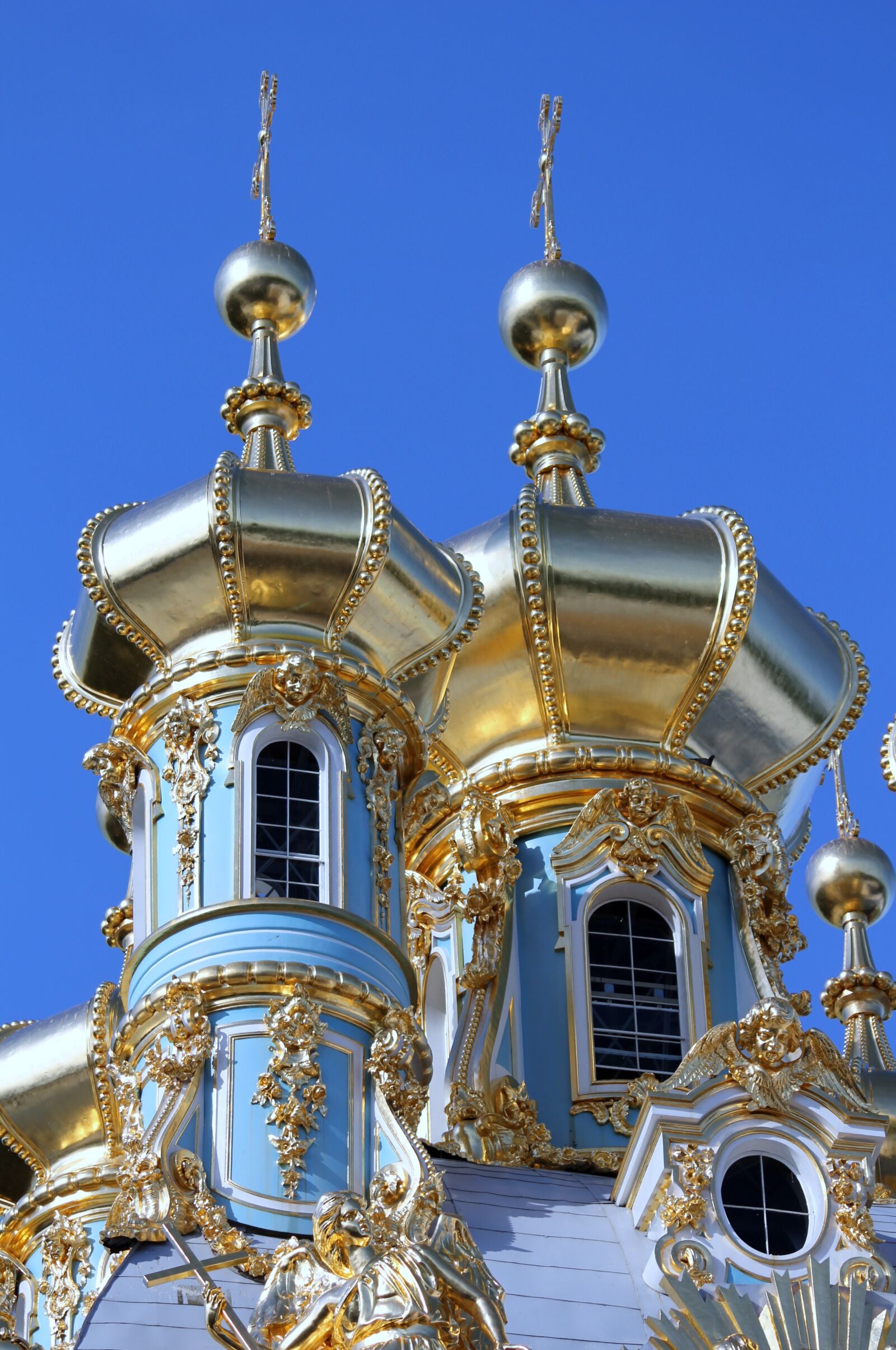 Canon EOS 550D (EOS Rebel T2i / EOS Kiss X4) sample photo. Towers, gold, palace photography