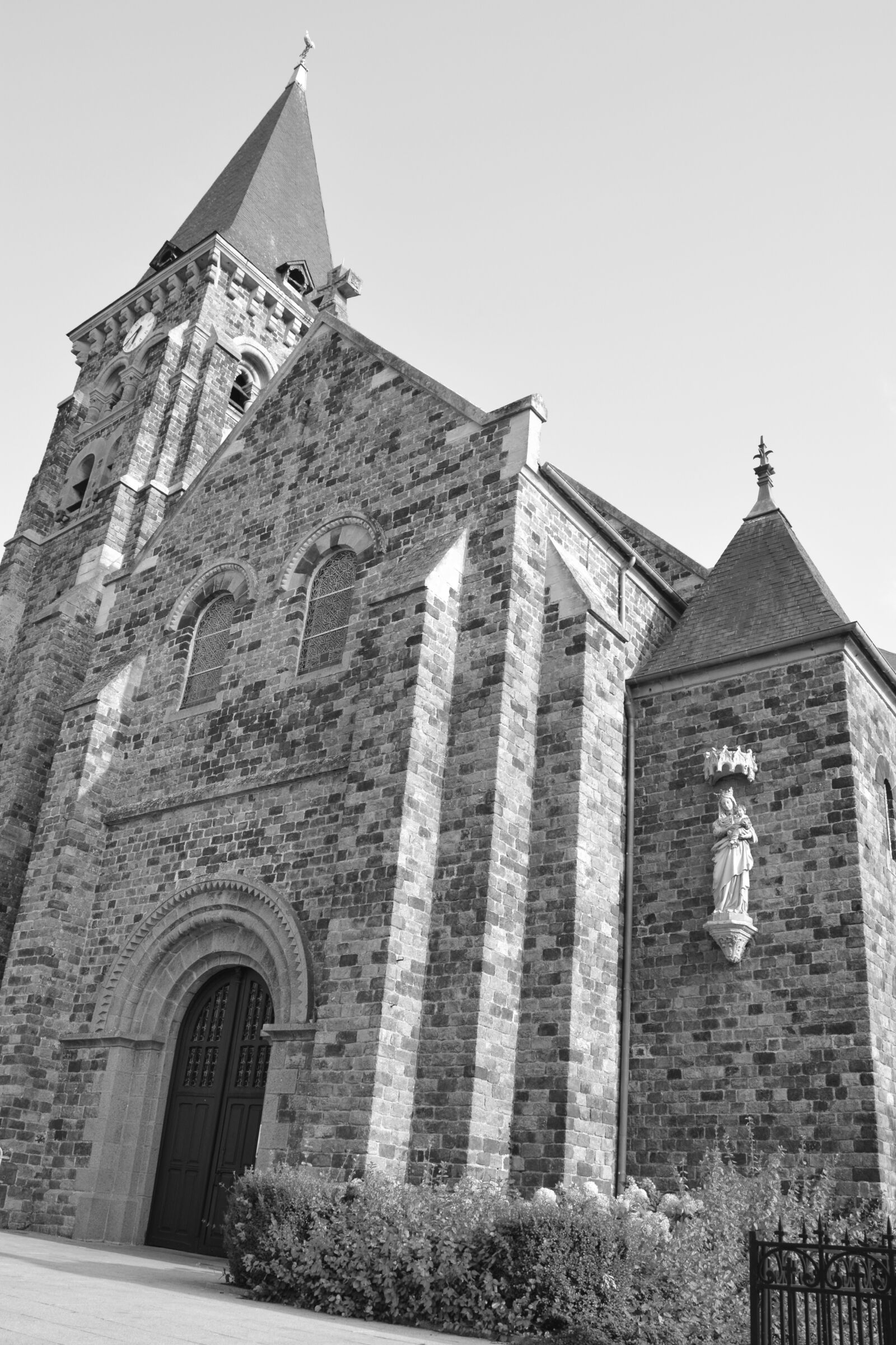 Nikon D5200 sample photo. Church, photo black white photography