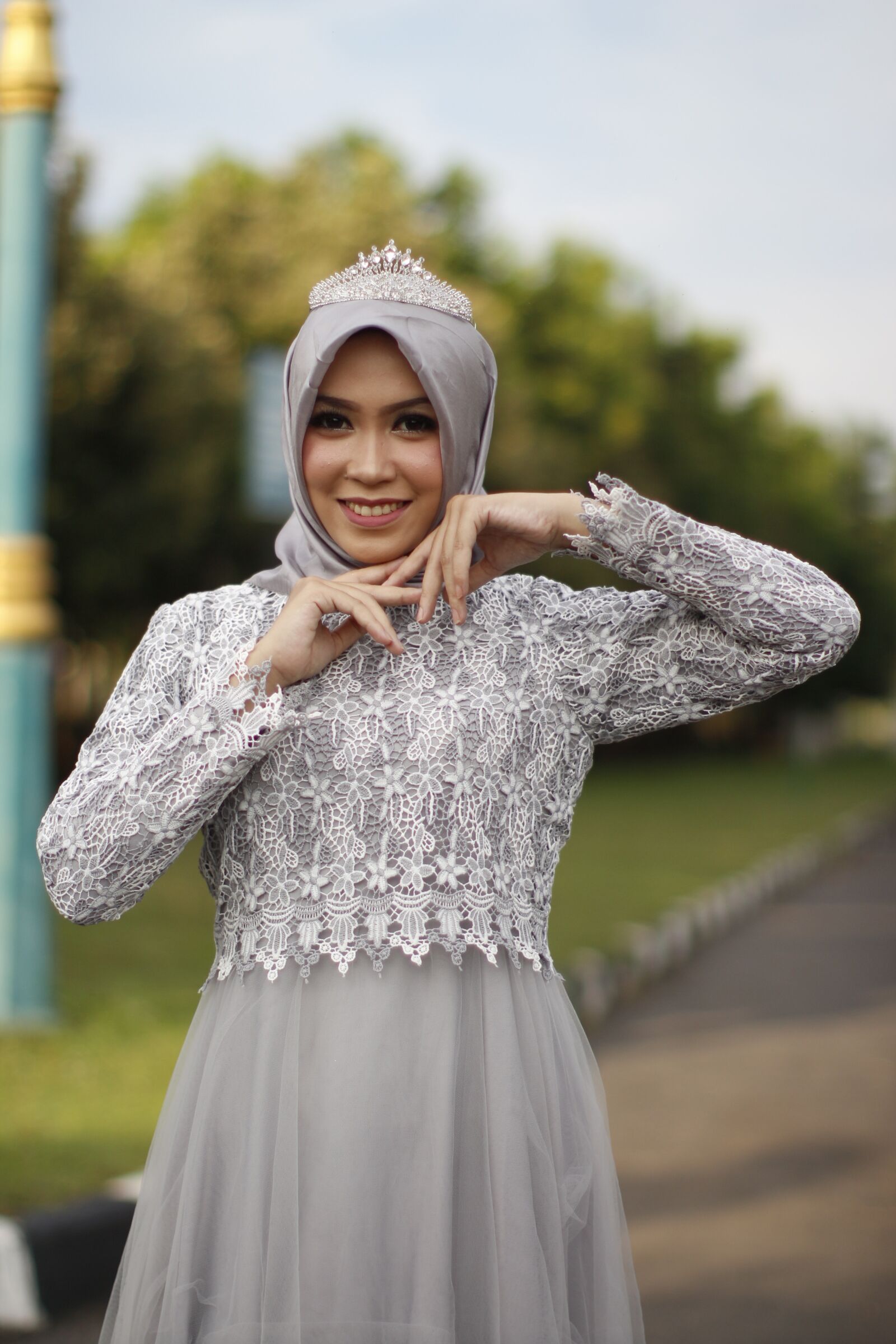 Canon EF 50mm F1.2L USM sample photo. Girl, teen, indonesia photography