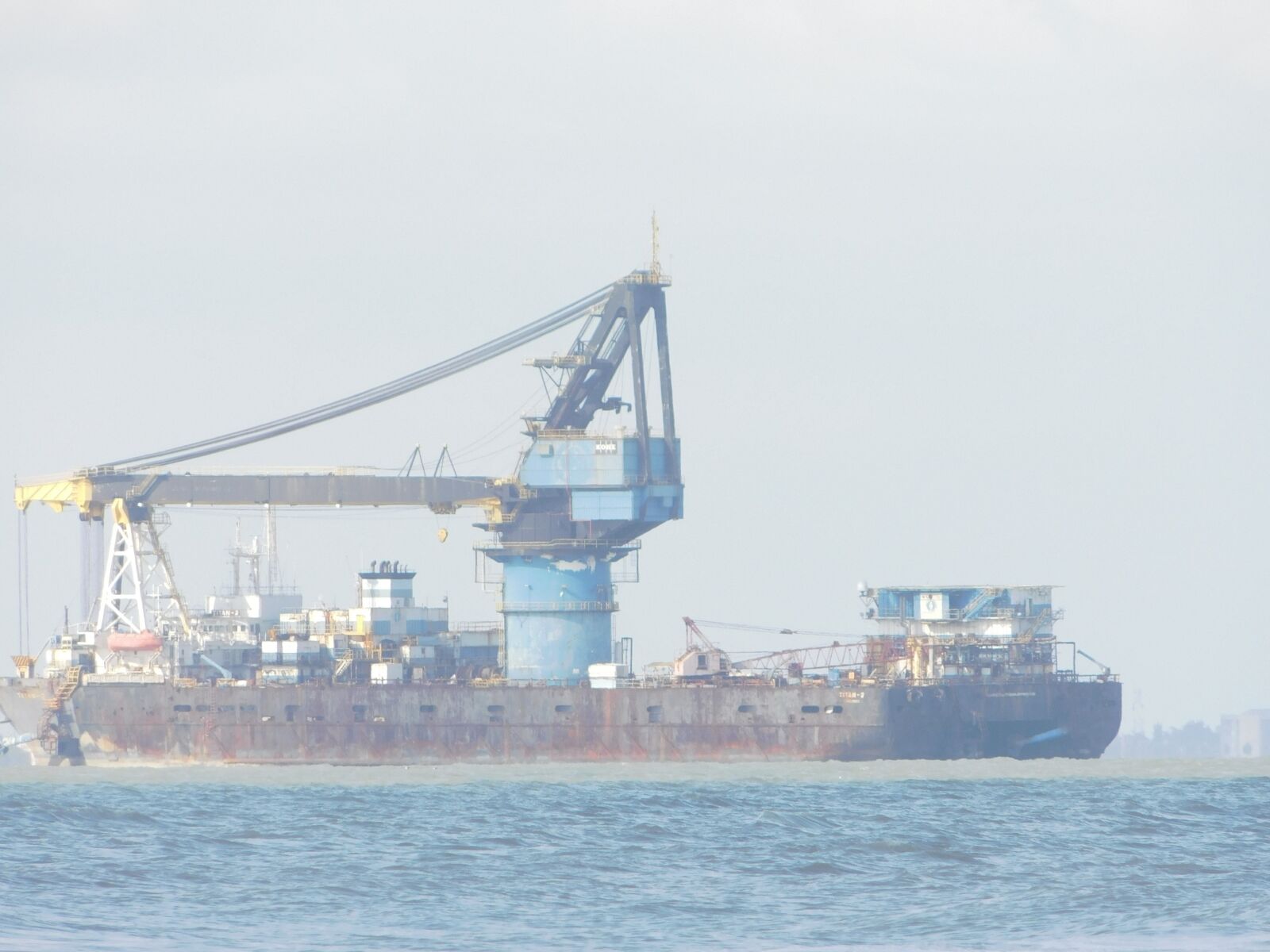 Nikon Coolpix B500 sample photo. Ship, barco, sea photography