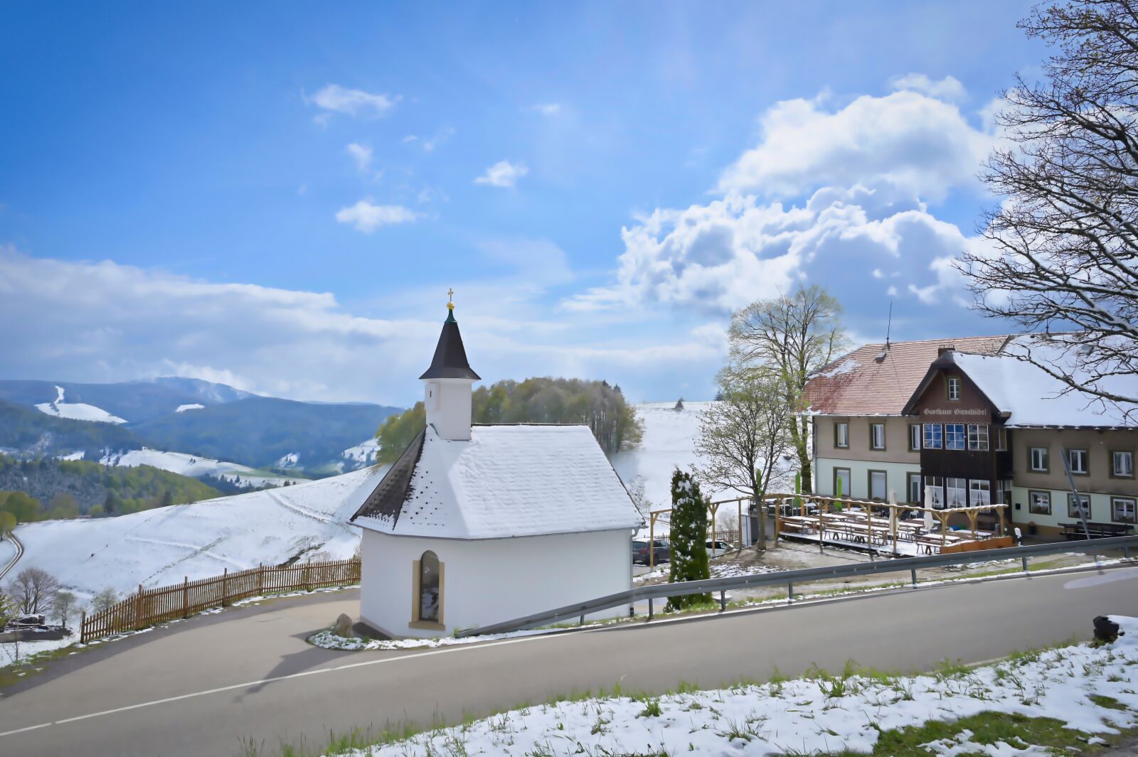 Nikon Z6 + Nikon Nikkor Z 24-70mm F4 S sample photo. Chapel, mountain restaurant, restaurant photography