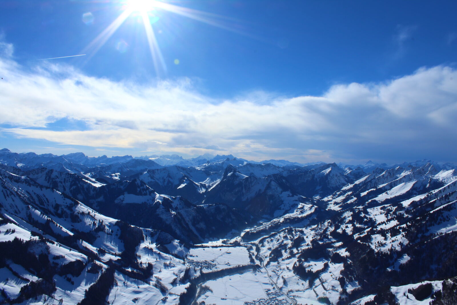 Canon EOS 1200D (EOS Rebel T5 / EOS Kiss X70 / EOS Hi) sample photo. Alps, ballooing, balloon, flying photography