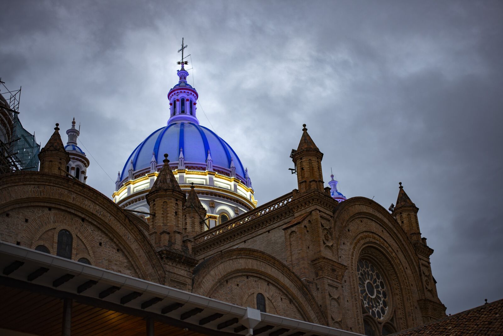 Nikon D600 sample photo. Cathedral of cuenca, ecuador photography