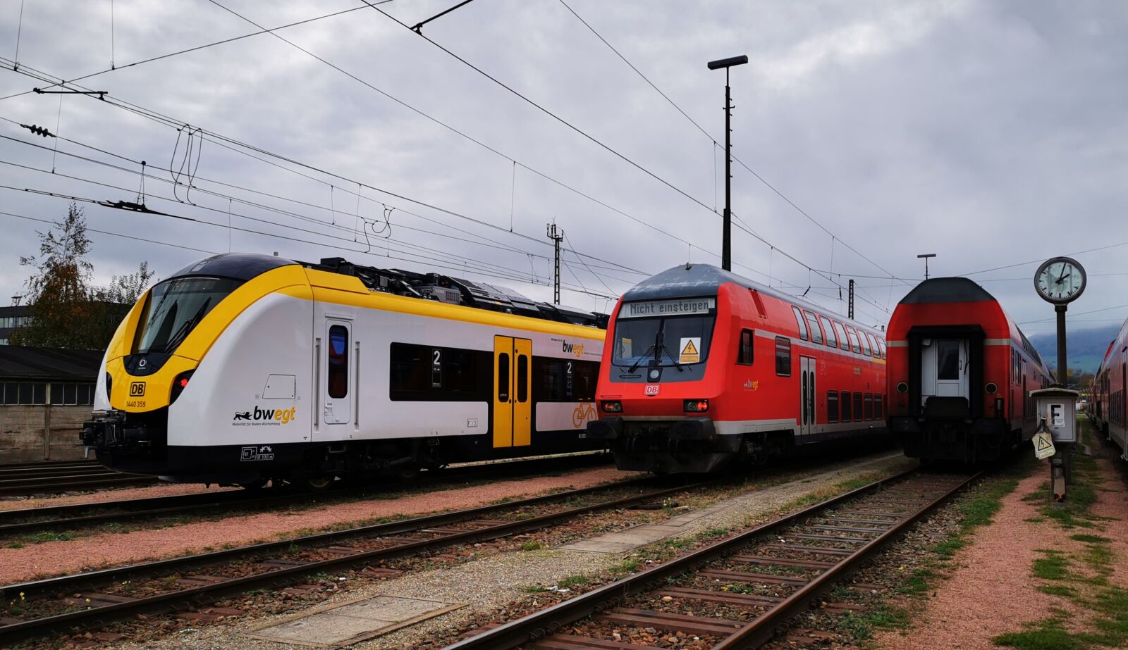 HUAWEI P30 Pro sample photo. Train, track, rail photography