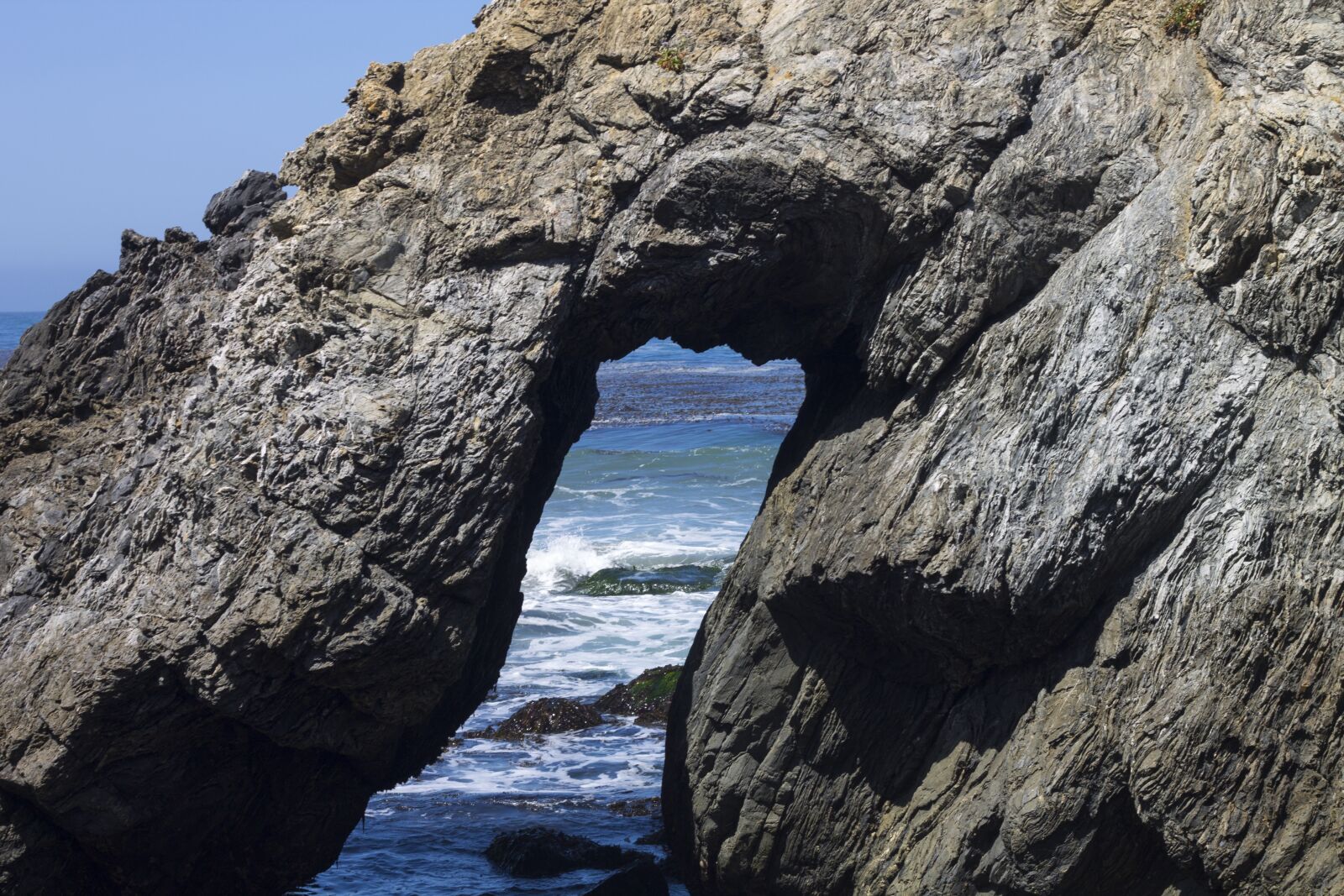 Canon EOS 1100D (EOS Rebel T3 / EOS Kiss X50) sample photo. Rock formation, big sur photography