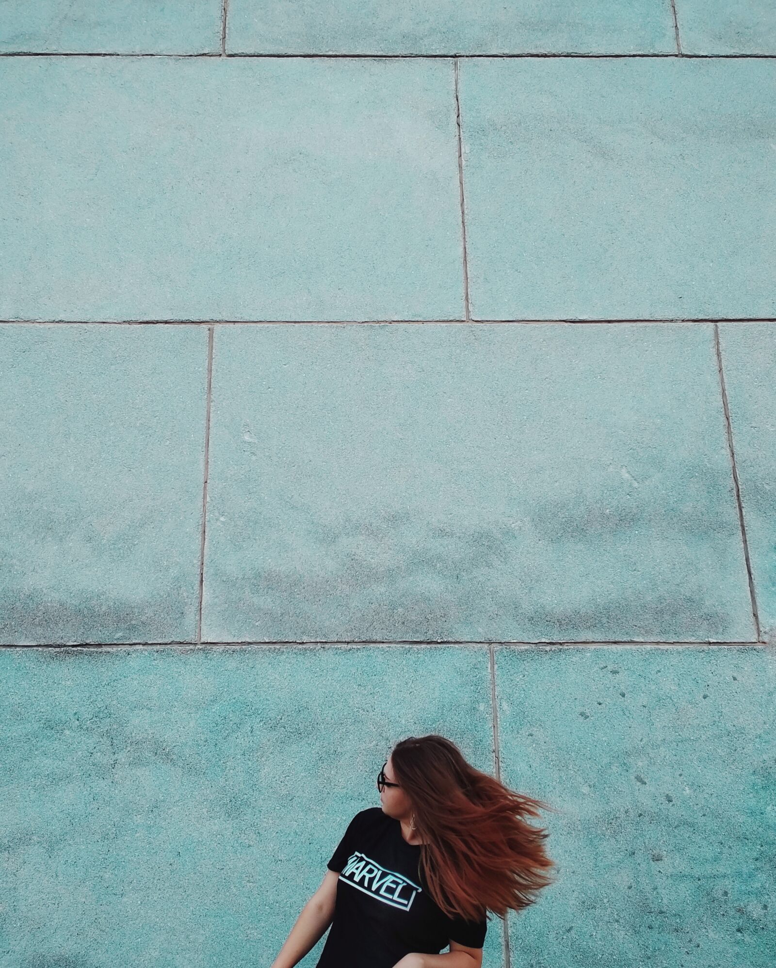 Xiaomi Redmi 4X sample photo. Girl, wall, hair photography