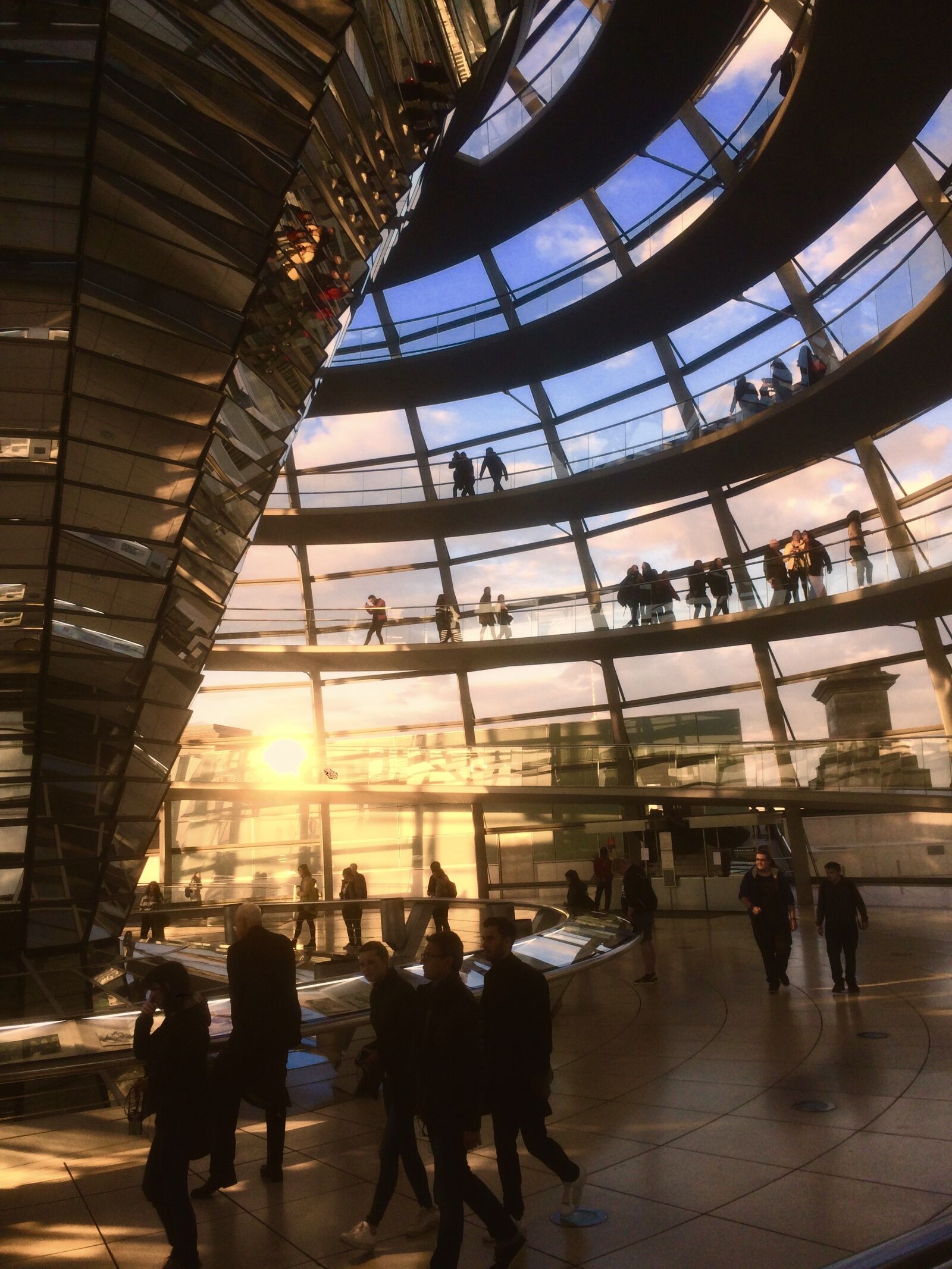 iPhone 5s back camera 4.15mm f/2.2 sample photo. Bundestag, reichstag, berlin photography
