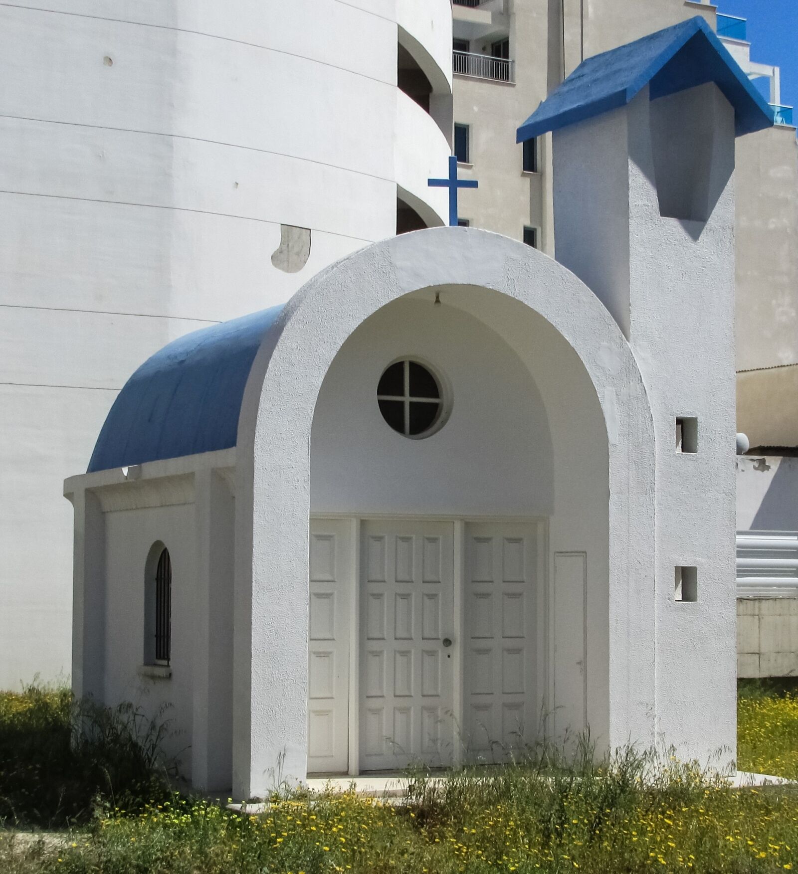 Canon PowerShot SX400 IS sample photo. Cyprus, larnaca, town photography
