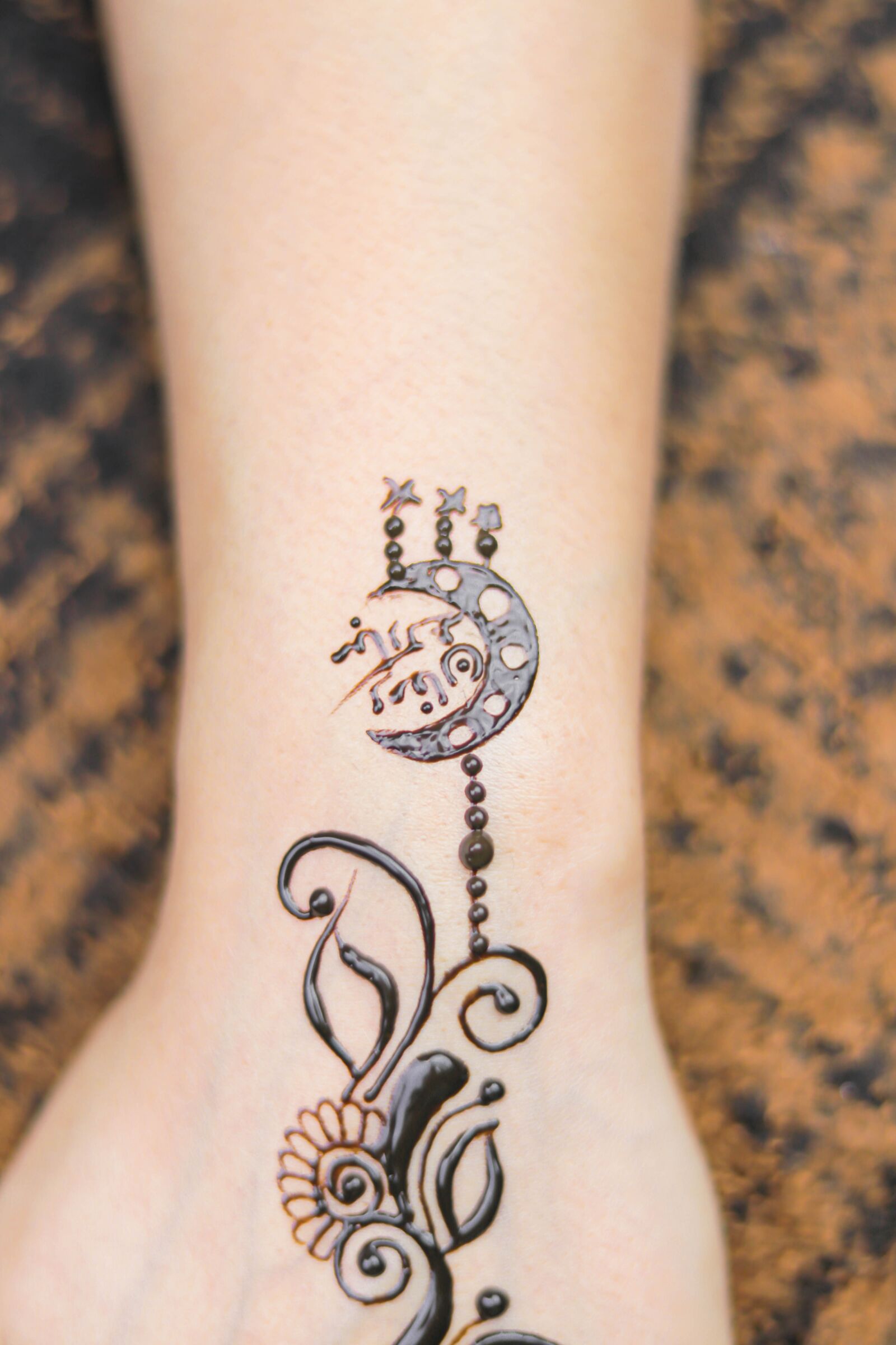 Canon EOS 80D sample photo. Indian, tattoo, henna photography