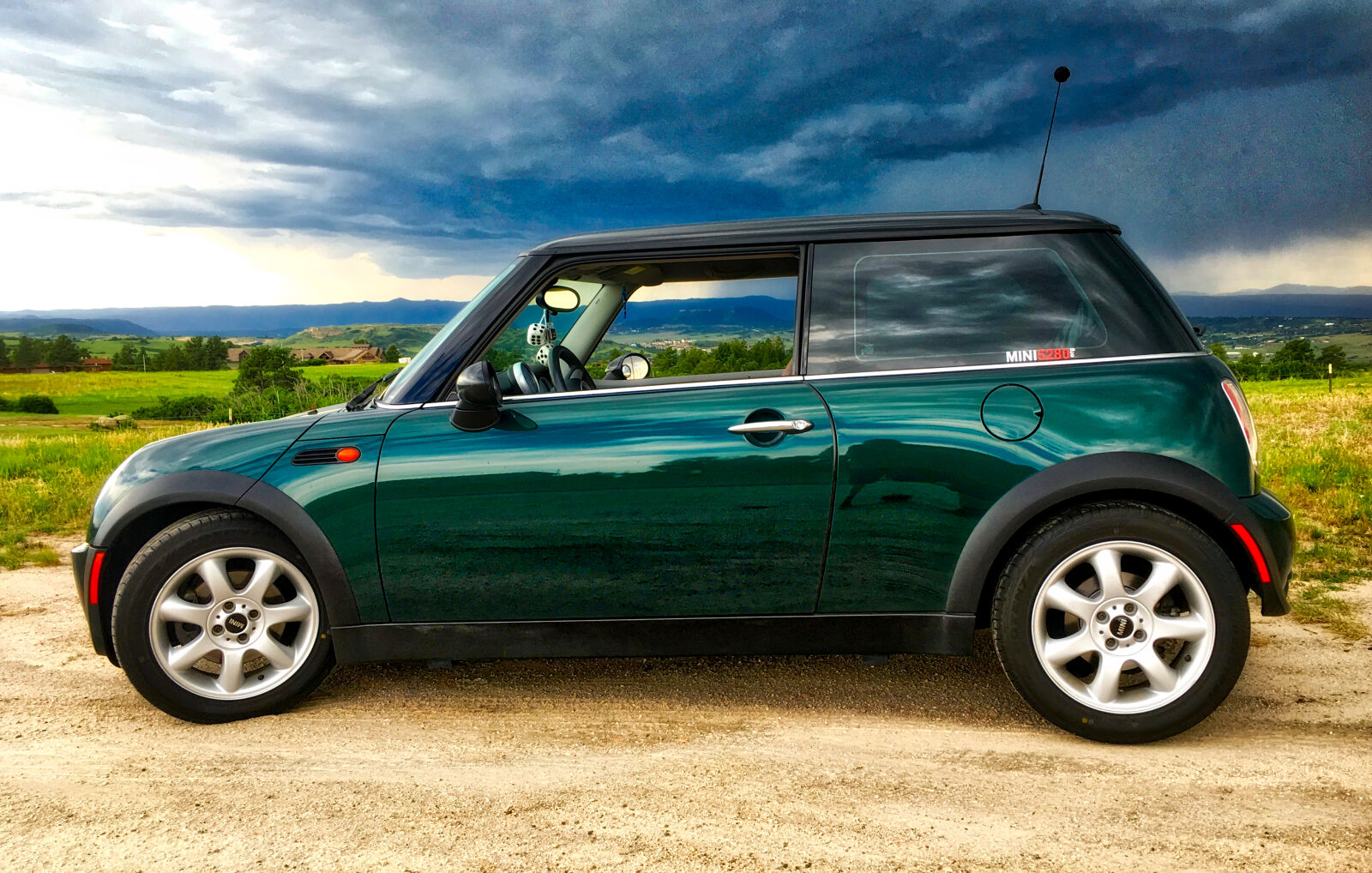 Apple iPhone 6s sample photo. Mini, cooper photography
