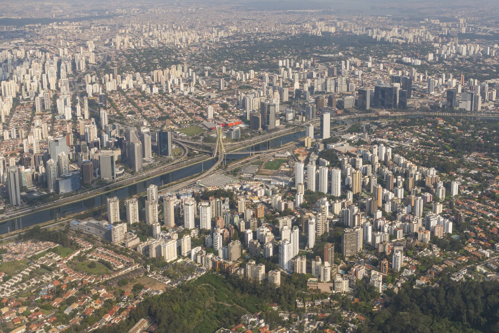 Tamron 28-300mm F3.5-6.3 Di VC PZD sample photo. City, footprint, building photography