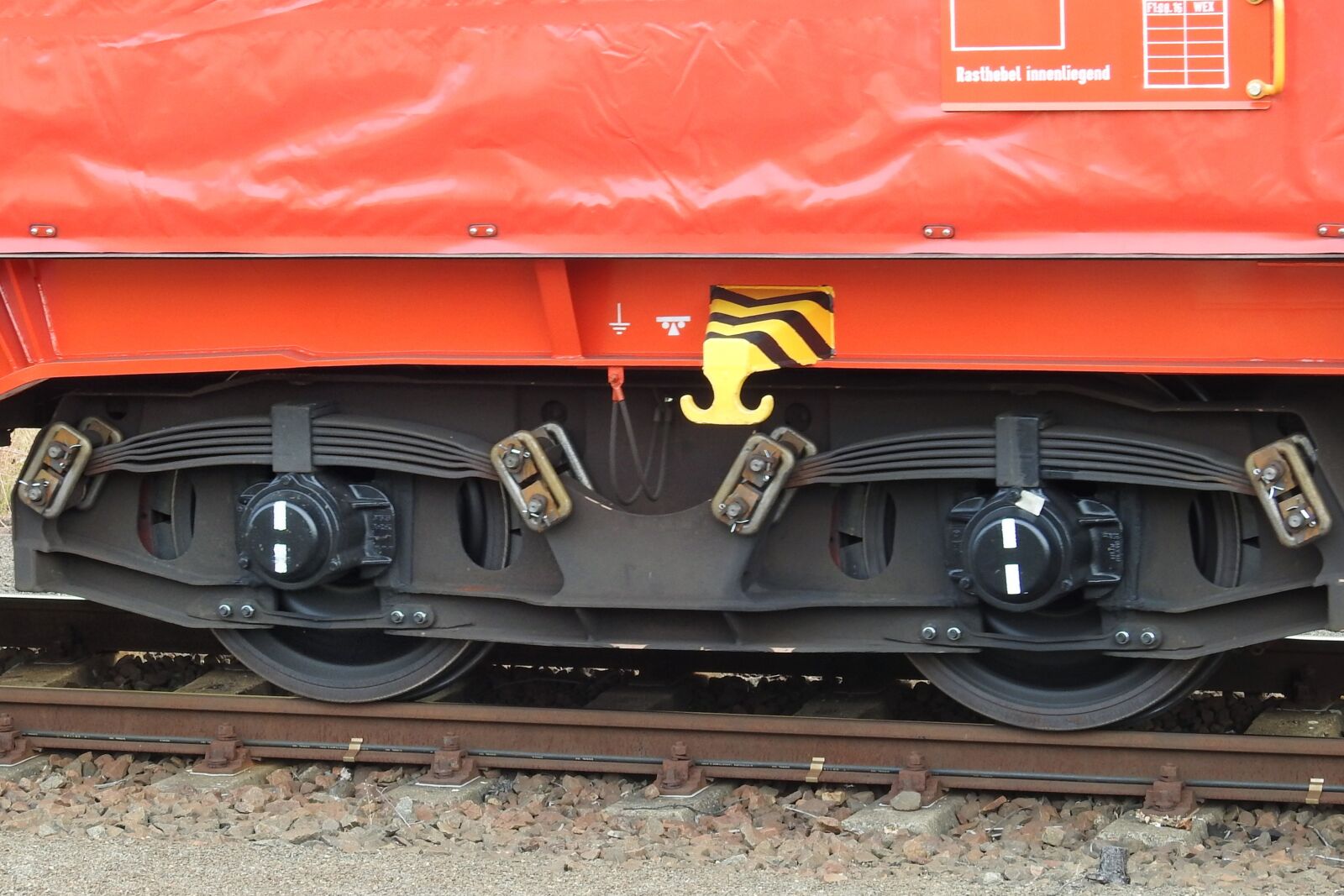 Nikon Coolpix P900 sample photo. Freight train, gleise, train photography