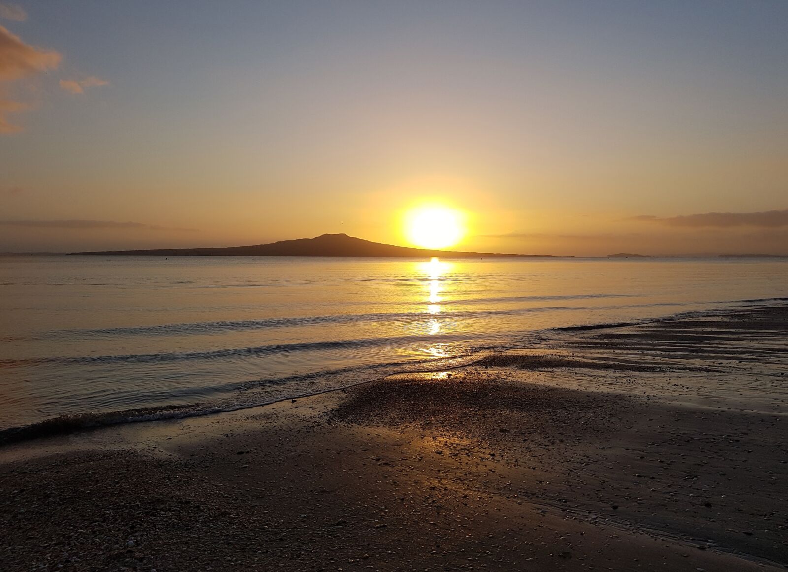 Samsung Galaxy S7 sample photo. Sunrise, takapuna, beach photography