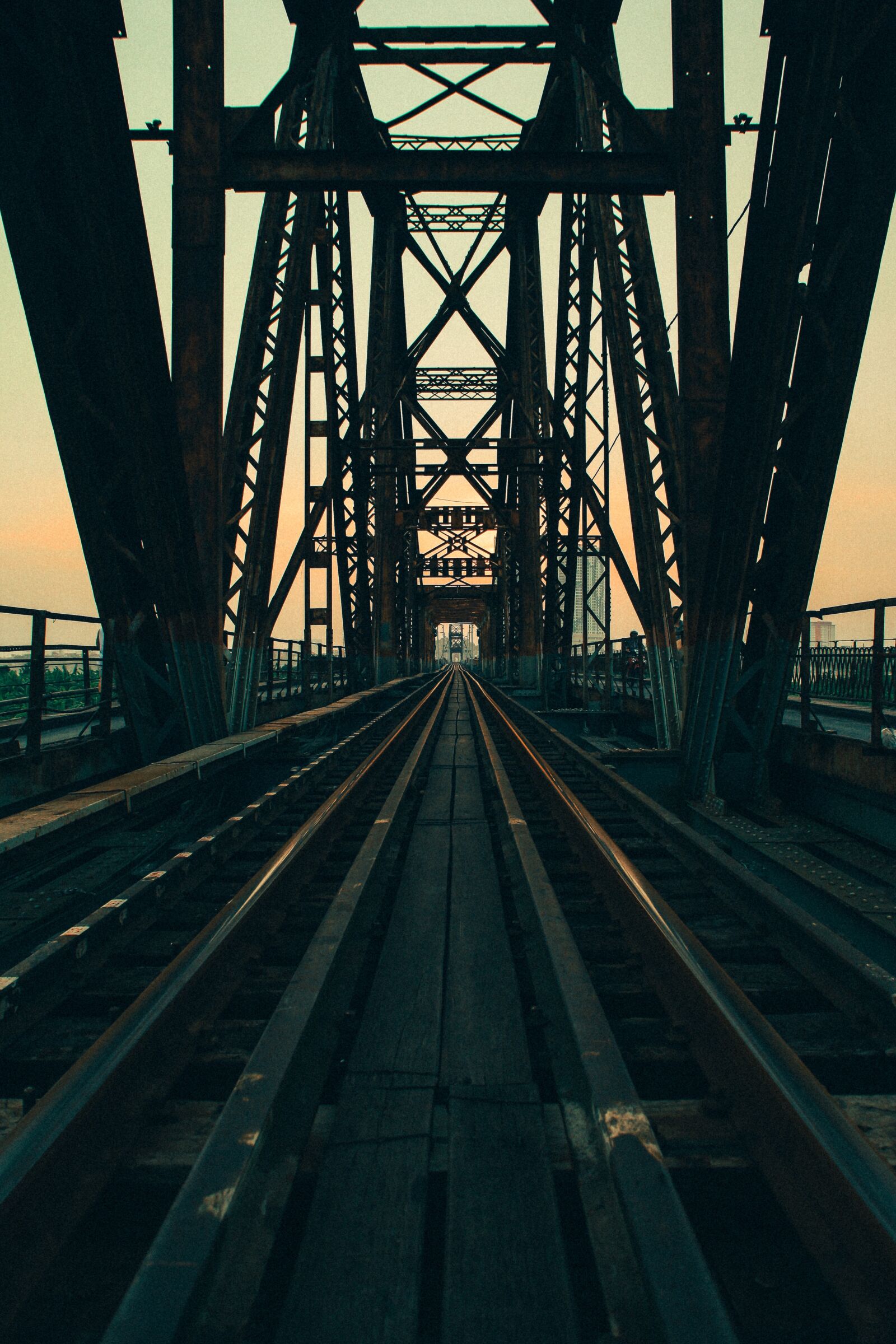 Canon EOS 5D Mark II sample photo. Bridge, hanoi, sunset photography