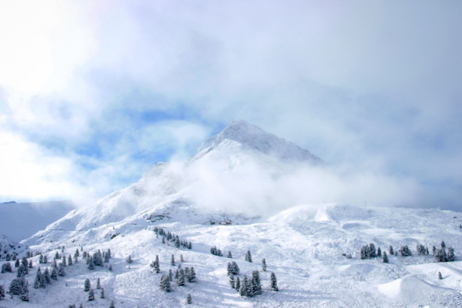 Canon EOS 1100D (EOS Rebel T3 / EOS Kiss X50) sample photo. Mountain, snow, peak photography