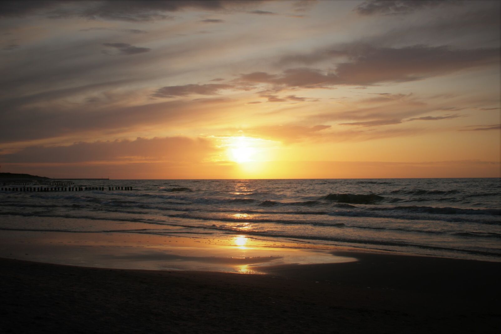 Canon EOS 400D (EOS Digital Rebel XTi / EOS Kiss Digital X) sample photo. Sunset, the sun, the photography