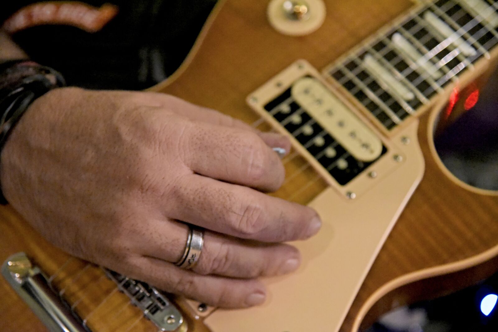 Nikon D750 sample photo. Rock, guitar, concert photography