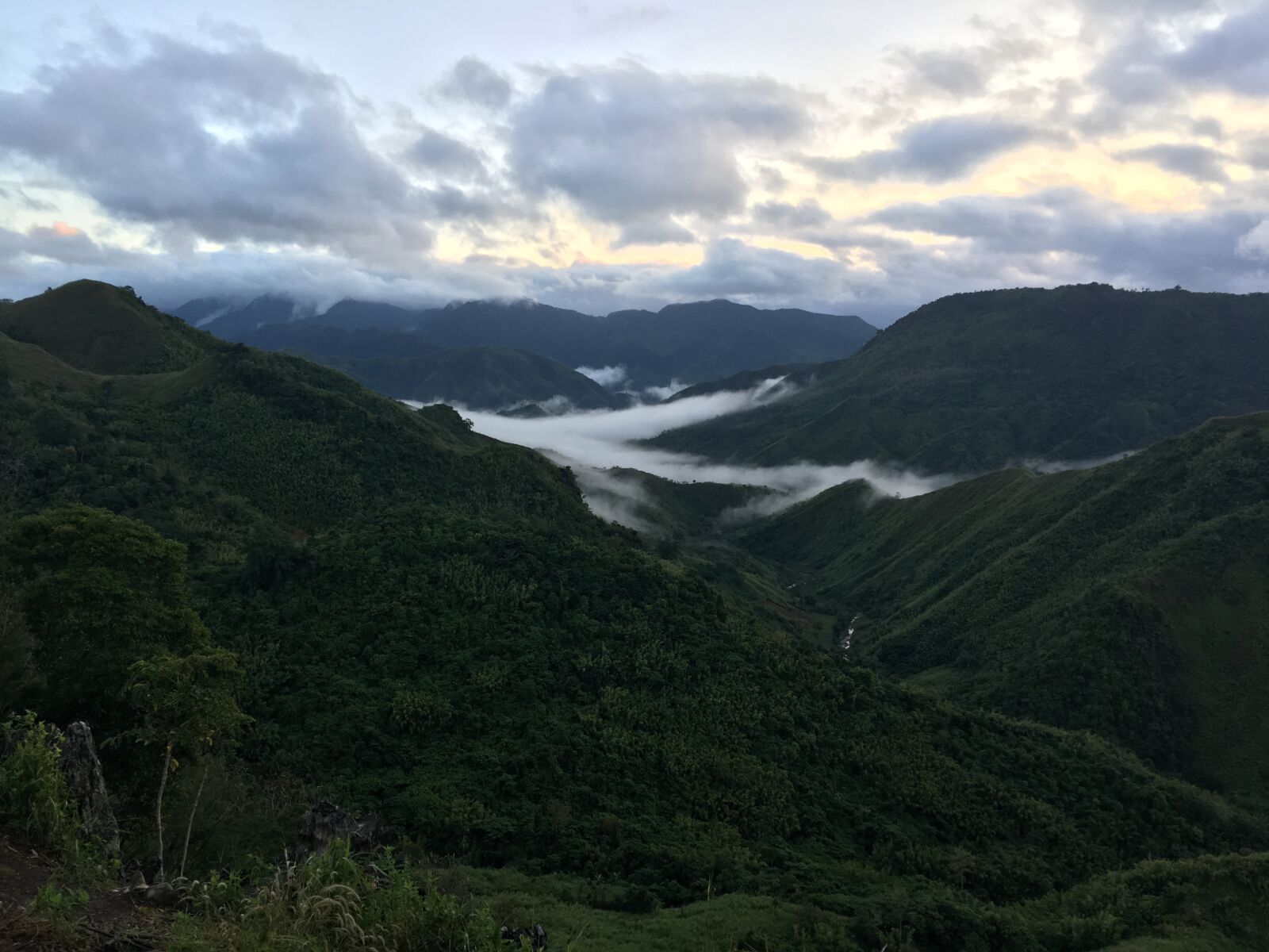 iPhone 6s Plus back camera 4.15mm f/2.2 sample photo. Mountain, nature, panoramic photography