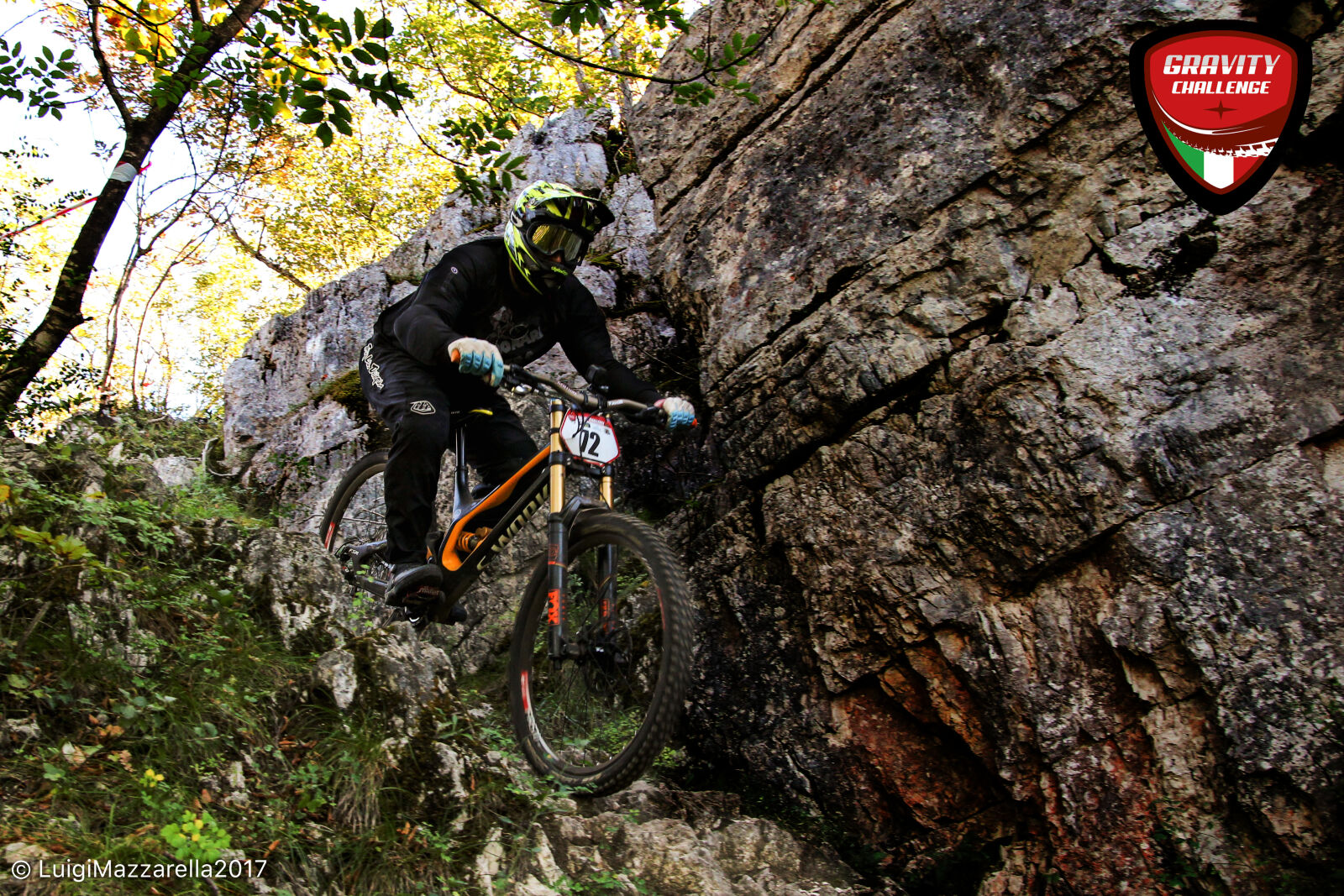 Tamron SP AF 17-50mm F2.8 XR Di II LD Aspherical (IF) sample photo. Awesome, bike, downhill, mountainbike photography