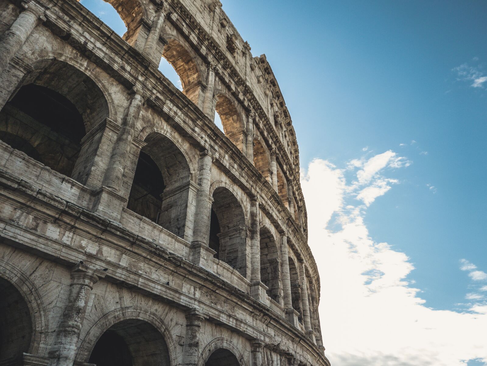 Panasonic Lumix DMC-LX100 sample photo. Colosseum, rome, tourist photography