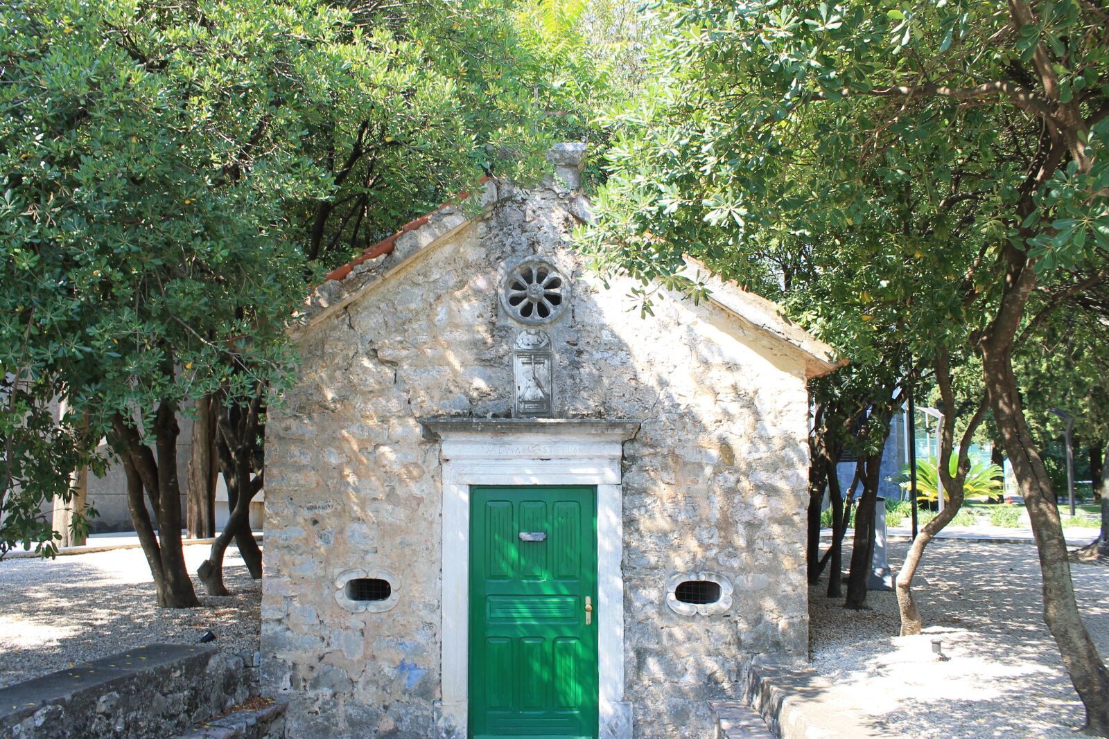 Canon EOS 1100D (EOS Rebel T3 / EOS Kiss X50) sample photo. Temple, church, christianity photography