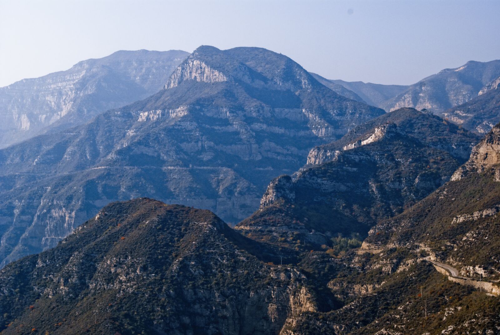 Sony Alpha DSLR-A330 sample photo. Mountain, far, high photography