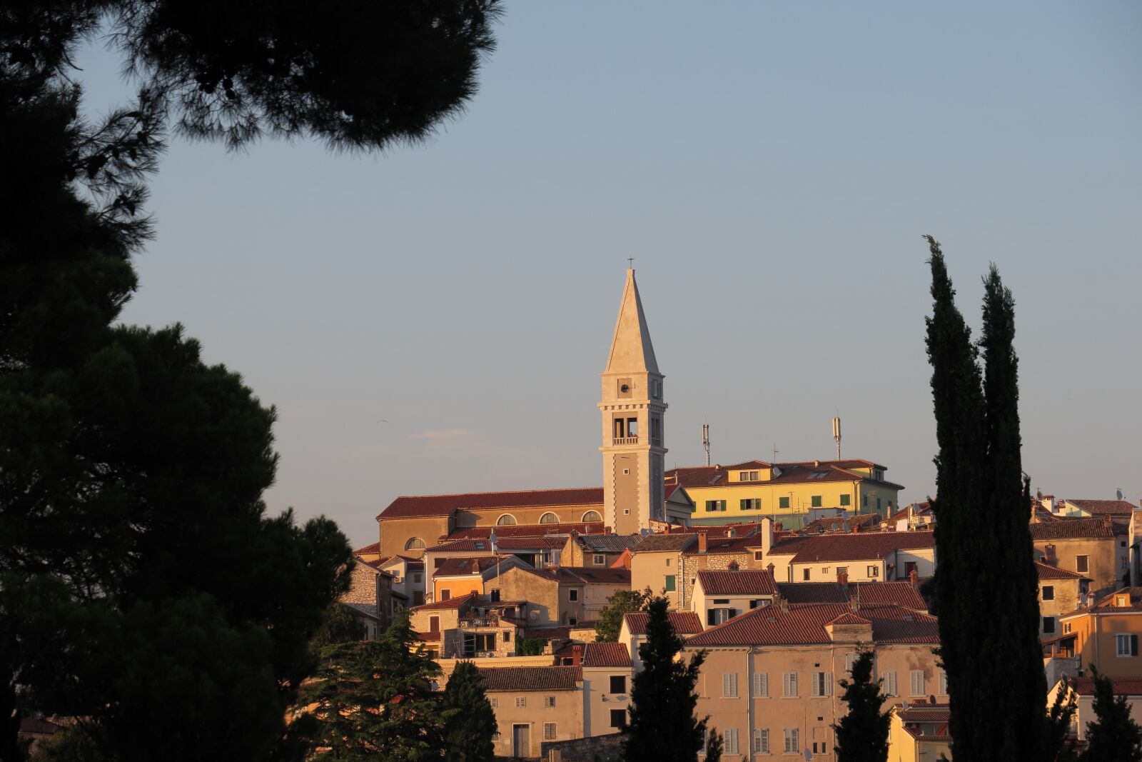 Canon PowerShot G3 X sample photo. Vrsar, croatia, historic center photography