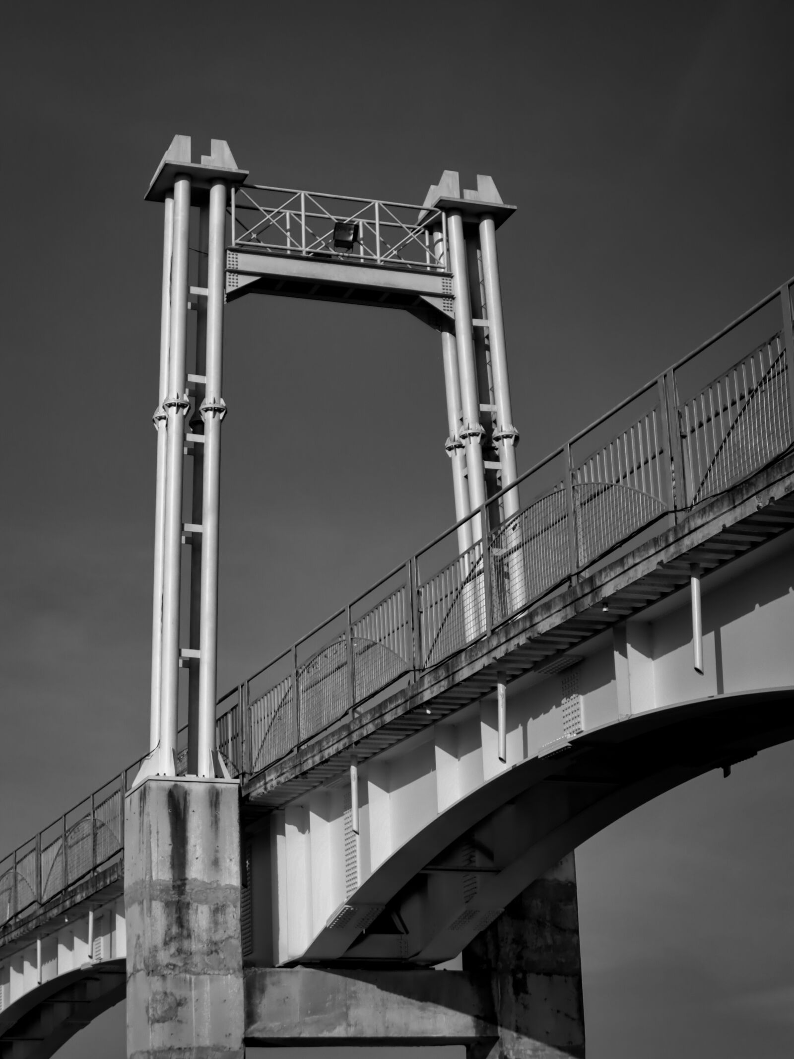Canon EOS M50 (EOS Kiss M) sample photo. Bridge, landmark, architecture photography